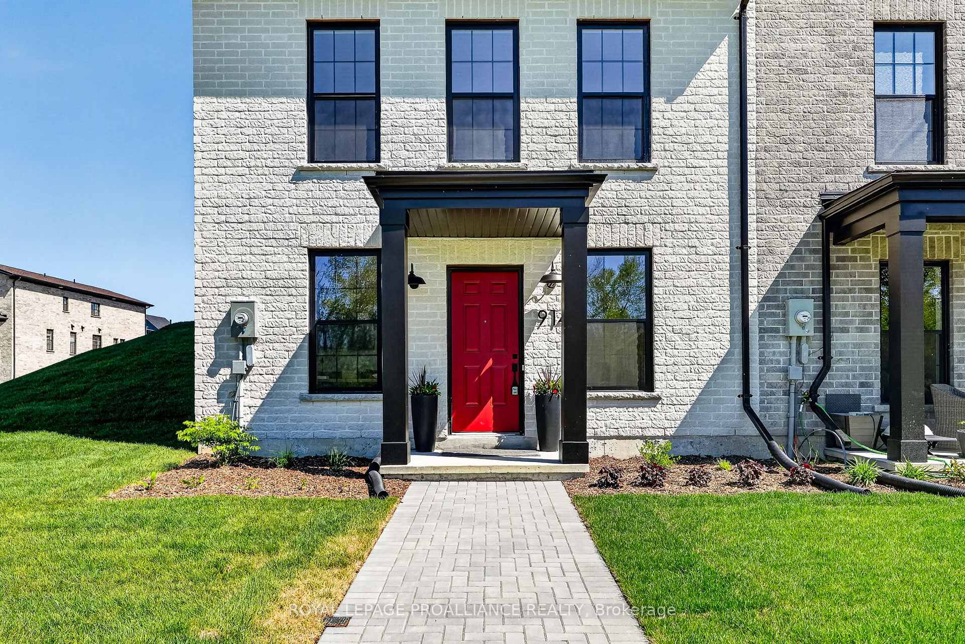 914 Kerr Street W, Cobourg — photo 2 of 5