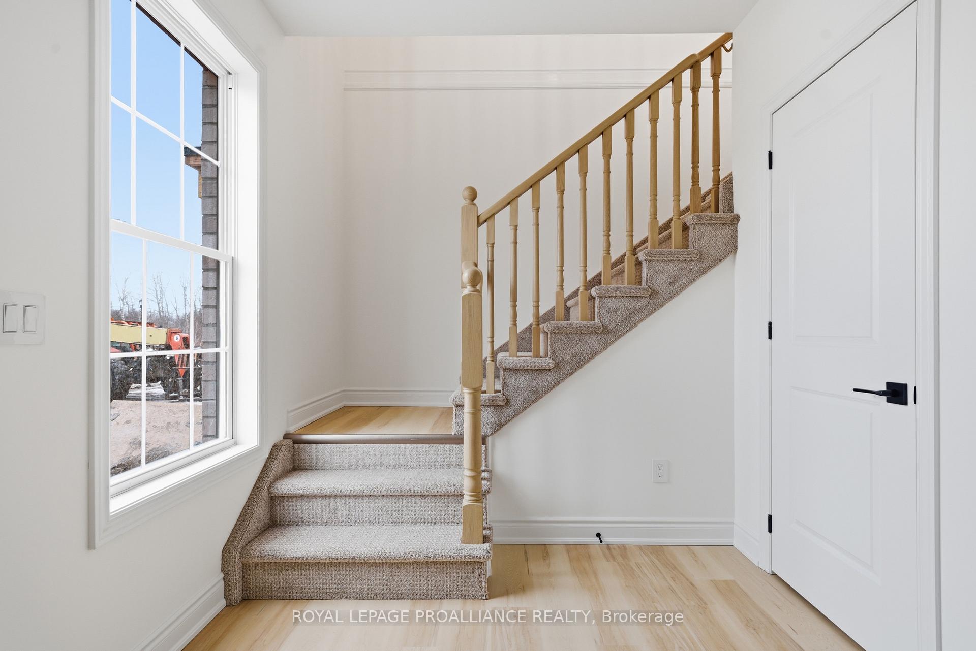 922 Kerr Street W, Cobourg — photo 5 of 5