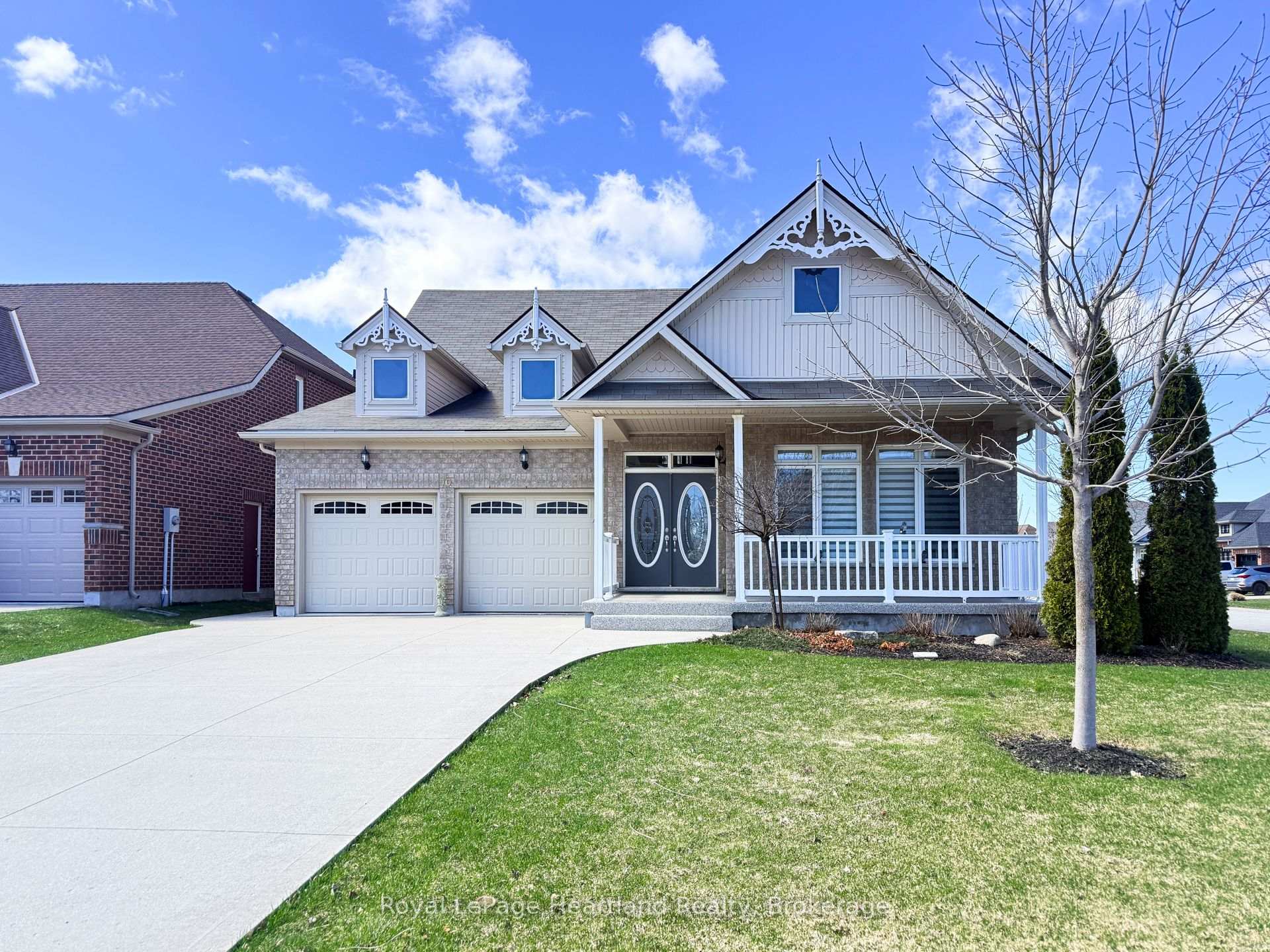 10 Macpherson Avenue, Huron East, ON N0K 1W0