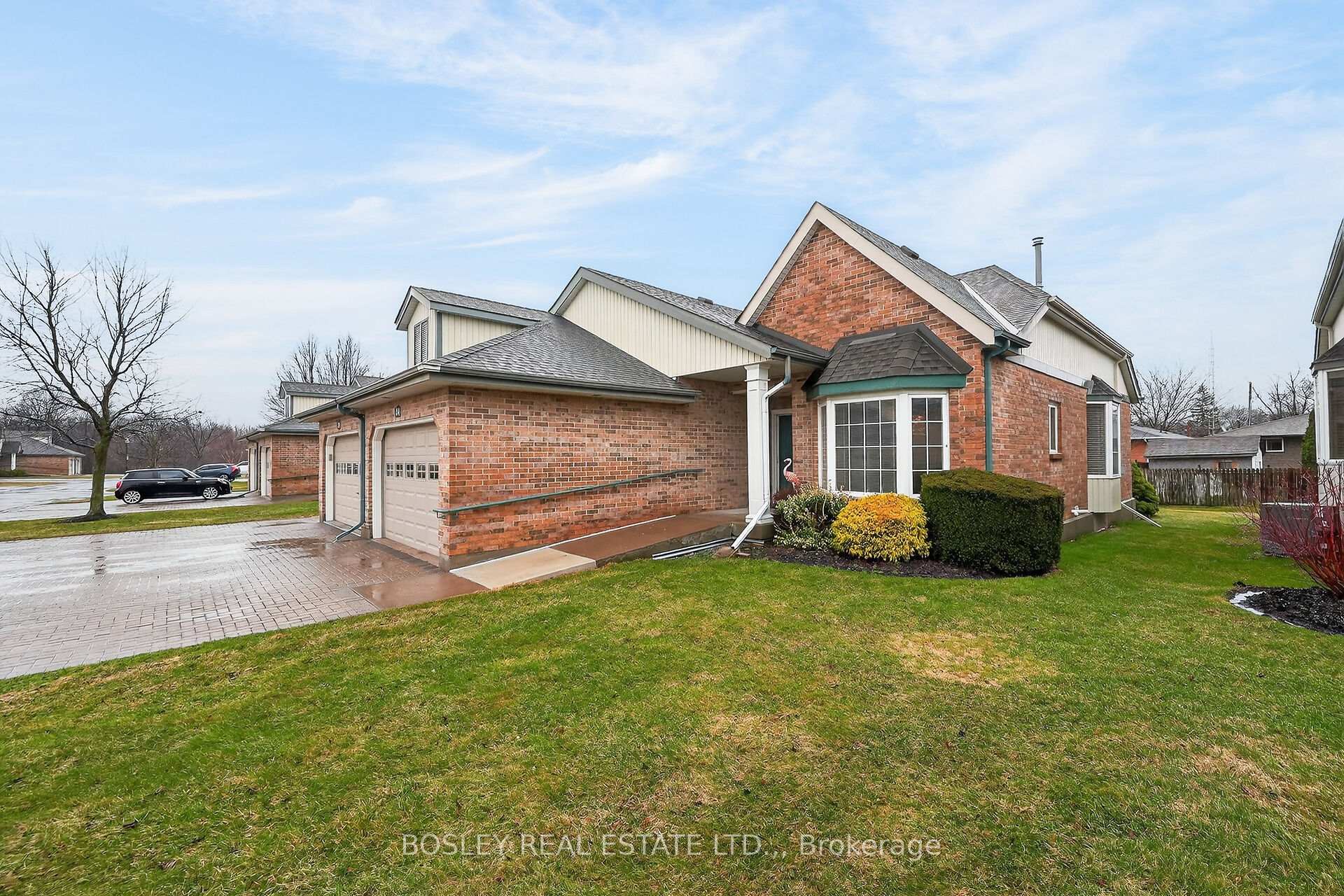 121 Glen Morris Drive 34, St. Catharines — photo 3 of 5