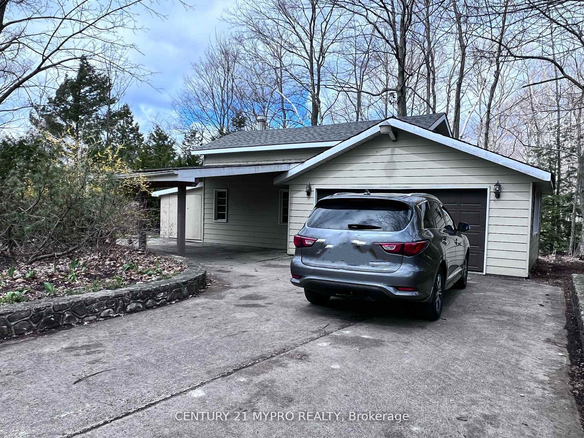 66 Moore Street, Northern Bruce Peninsula — photo 4 of 5