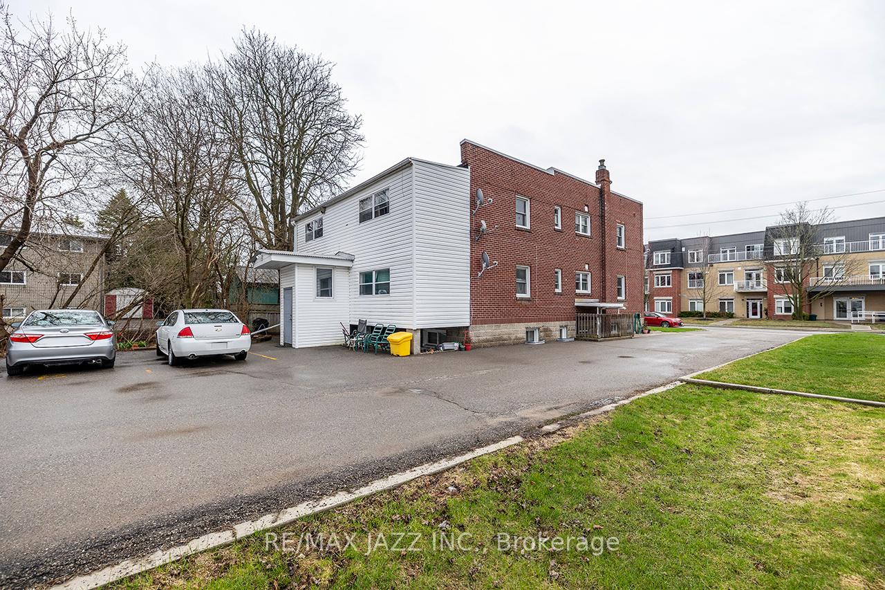 238 James Street E, Cobourg — photo 5 of 5
