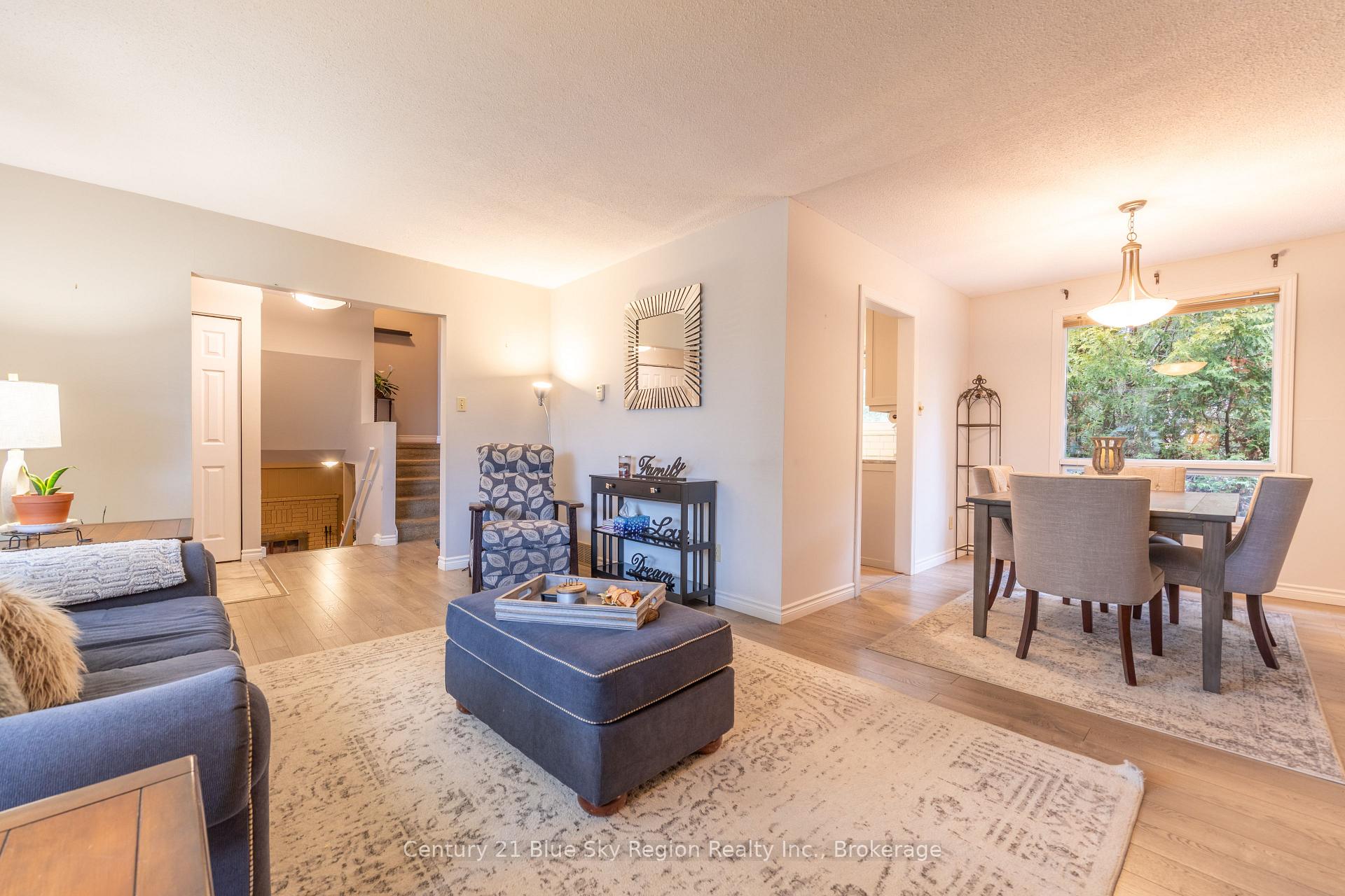 138 Macbeth Crescent, North Bay — photo 5 of 5