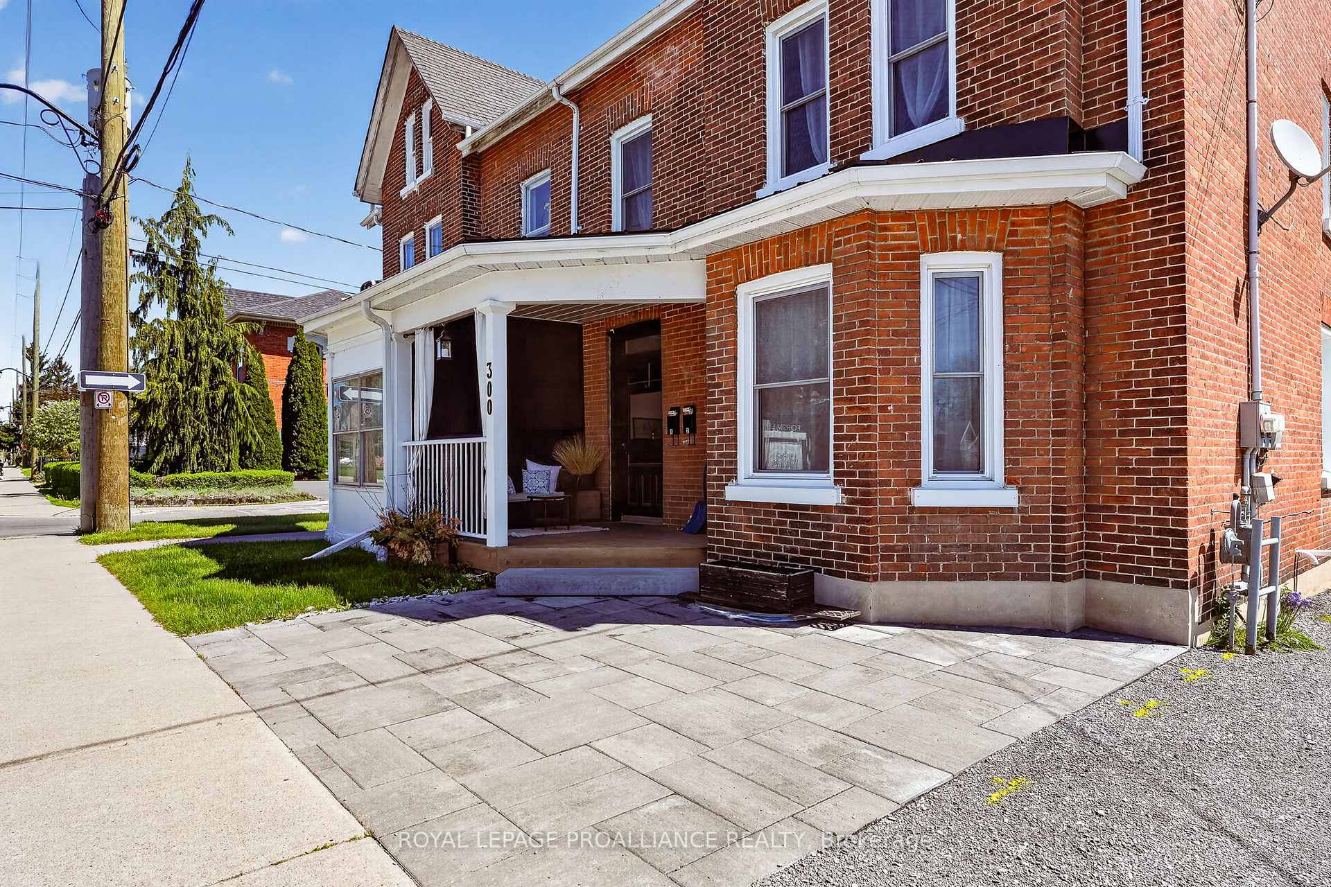 300 George Street, Cobourg — photo 3 of 5