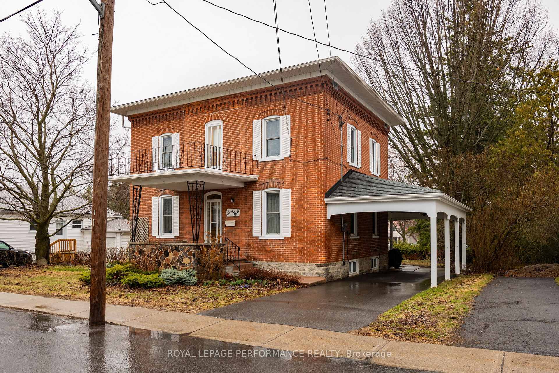 11 Peter Street, North Glengarry, ON K0C 1T0
