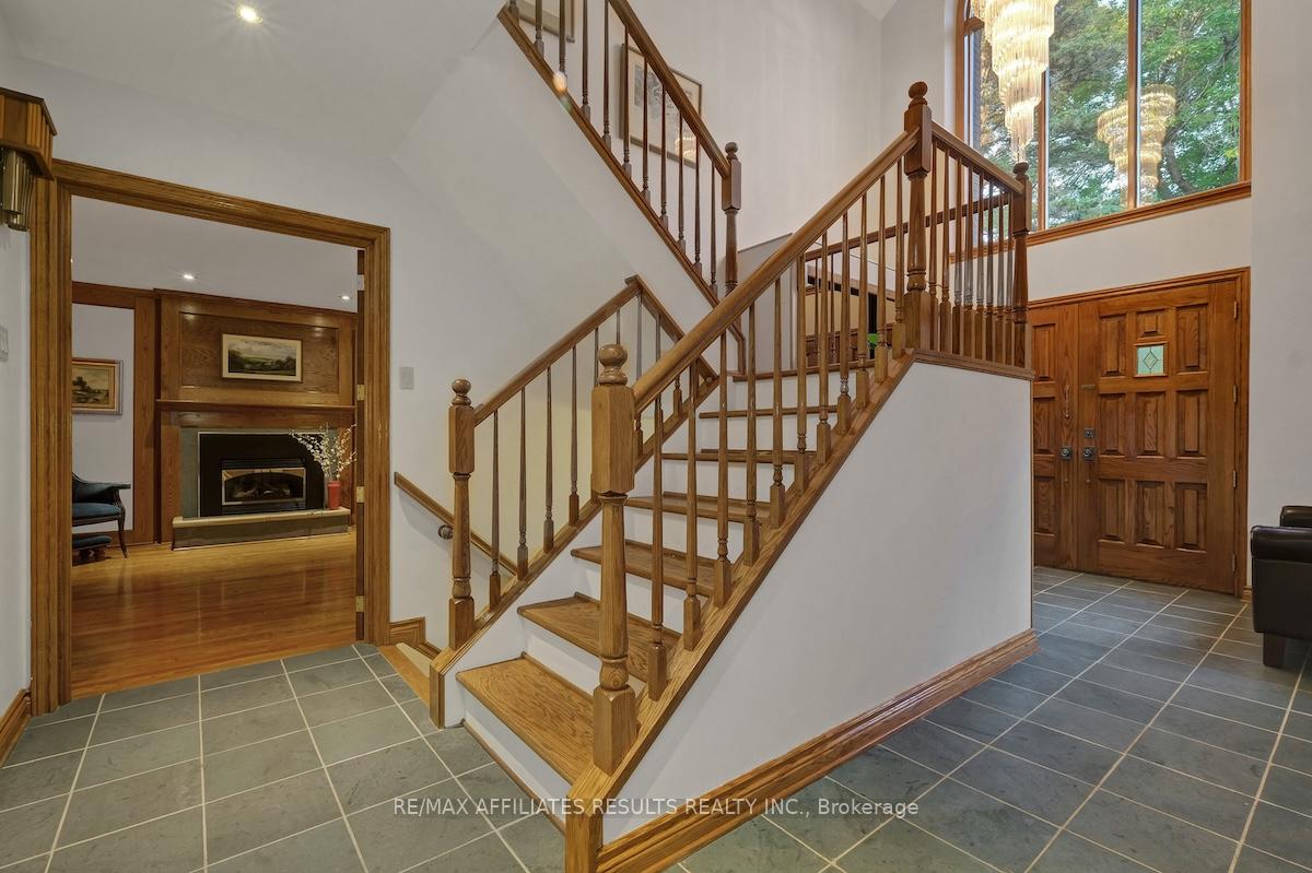 30 Pentland Crescent, Kanata — photo 5 of 5