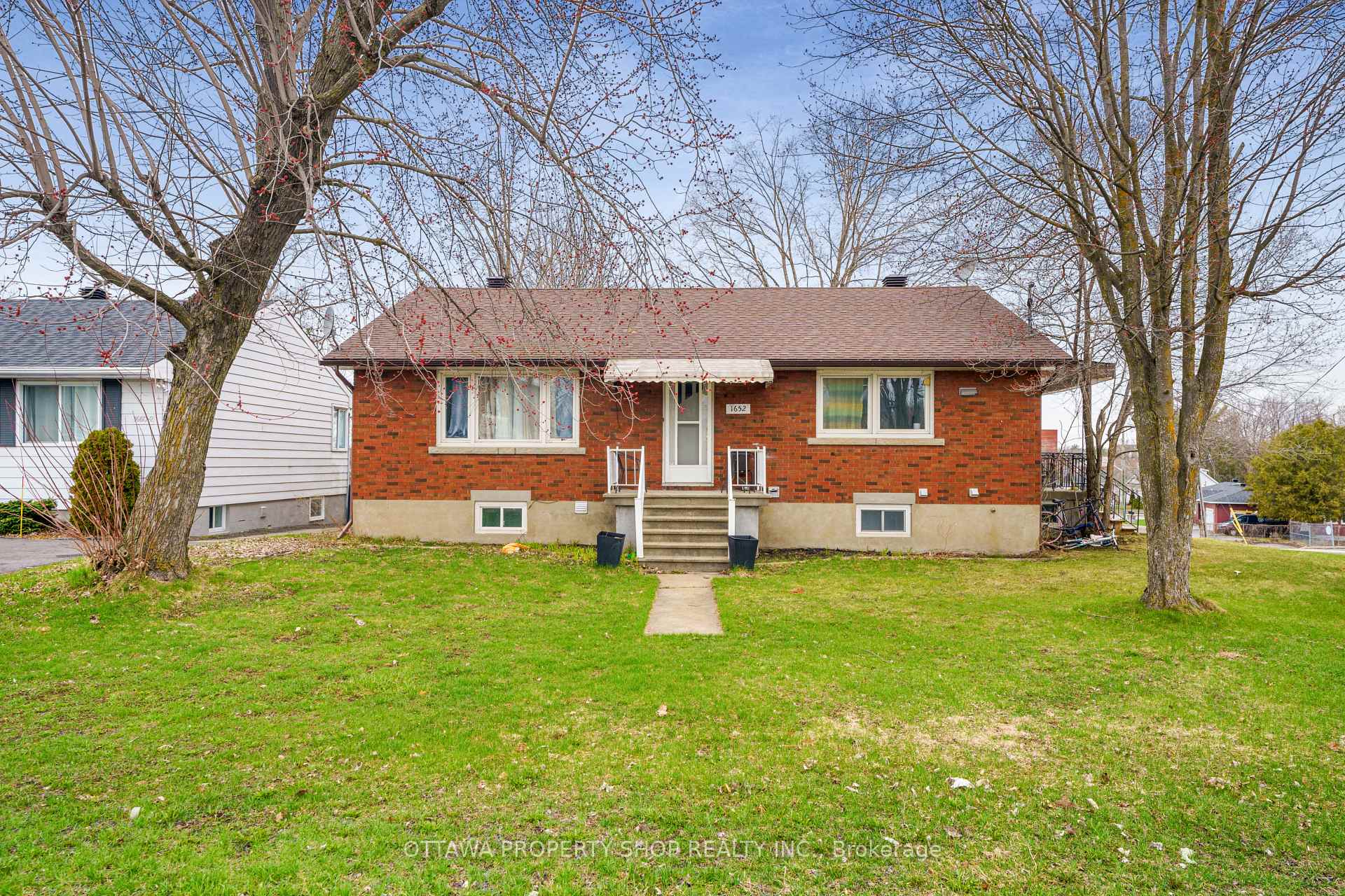 1652 Chene Street, Clarence-Rockland, ON K4K 1K5 — Clarence-Rockland, Ontario