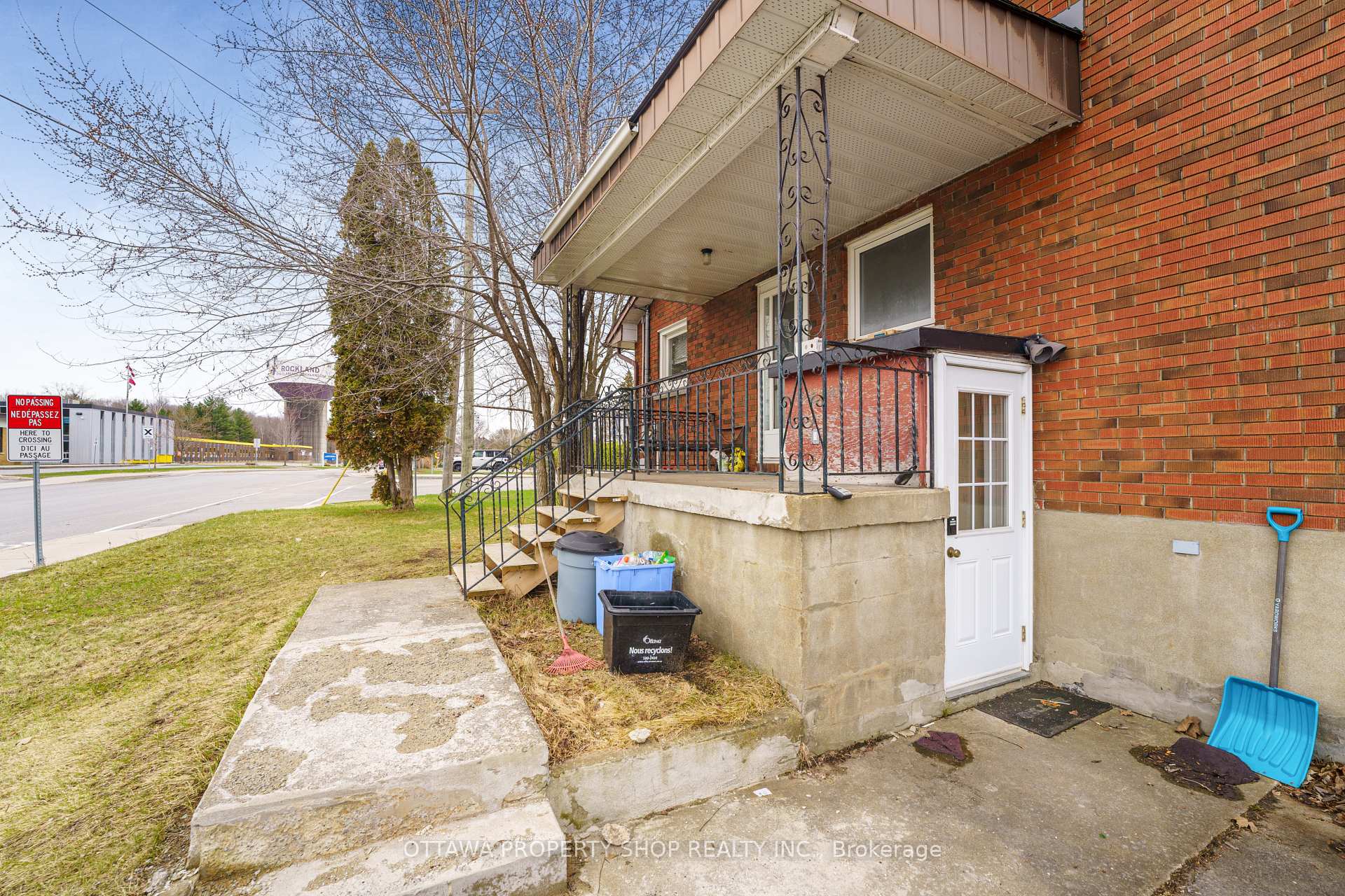 1652 Chene Street, Clarence-Rockland — photo 3 of 5