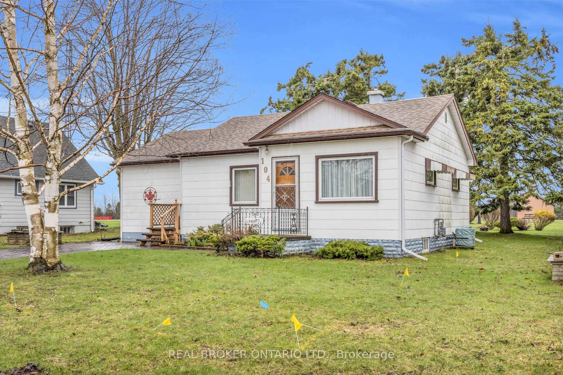 104 King Street, Minto, ON N0G 2P0