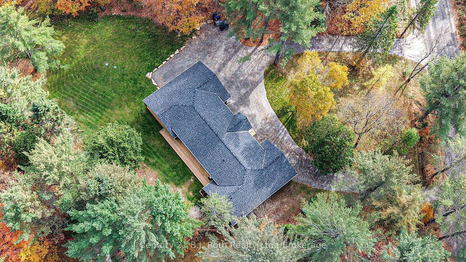 691 South Waseosa Lake Road, Huntsville — photo 5 of 5