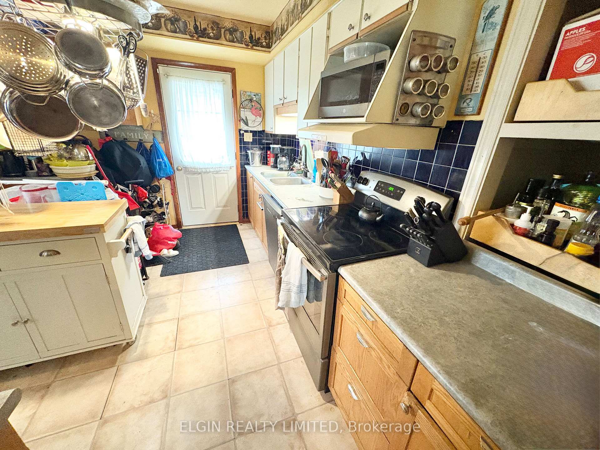14 Glanworth Avenue, St. Thomas — photo 5 of 5