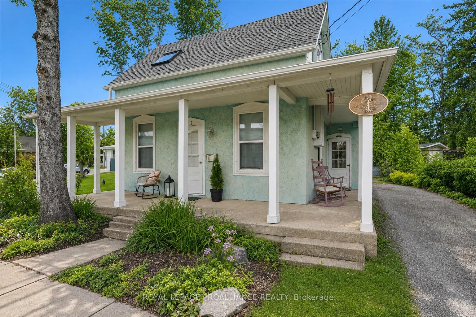 17 King Street, Prince Edward County, ON K0K 2T0 — Prince Edward County, Ontario