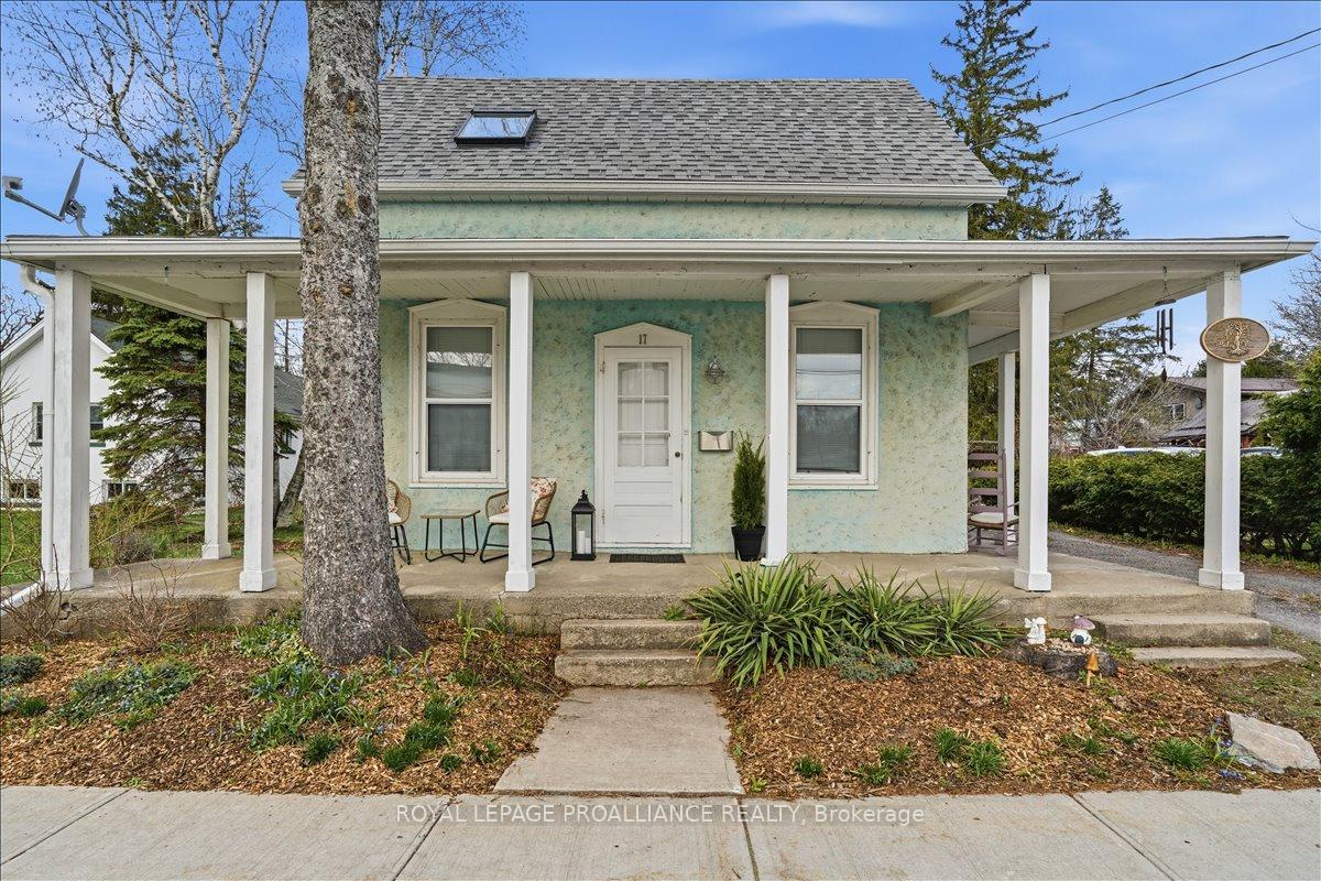 17 King Street, Prince Edward County — photo 5 of 5