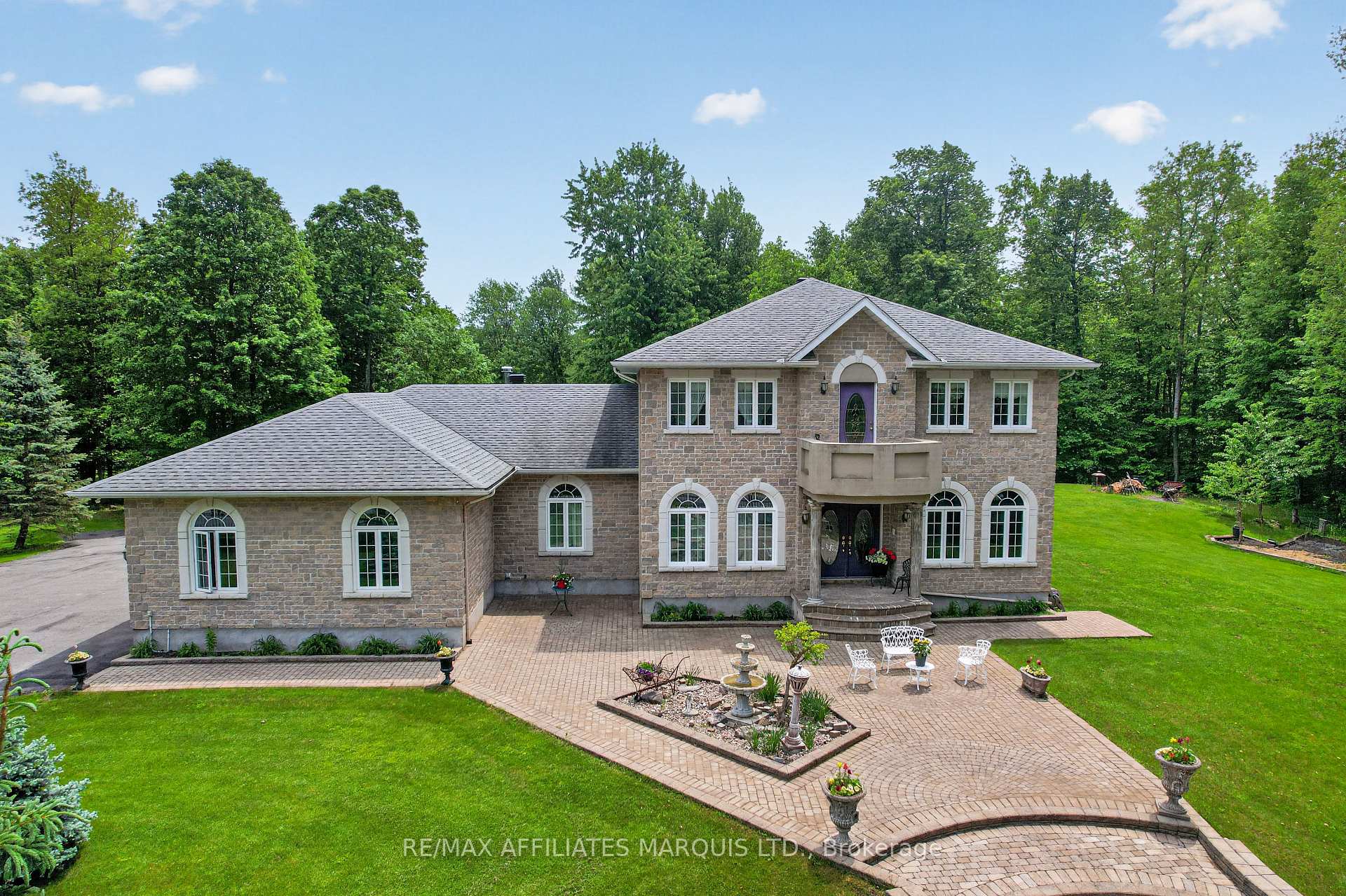 16935 Beaver Dam Drive, South Stormont, ON K0C 1P0 — South Stormont, Ontario