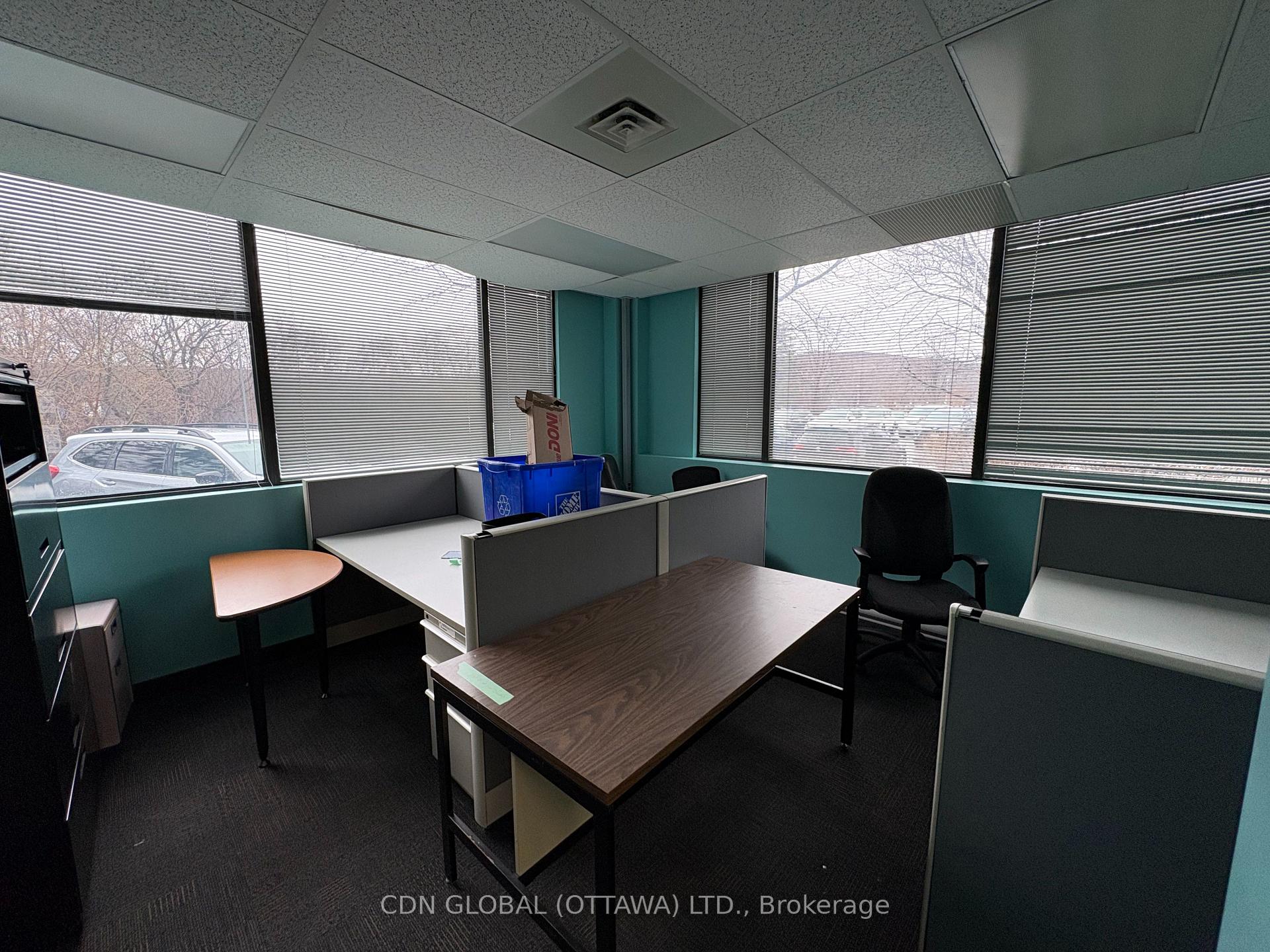 2255 St Laurent Boulevard 105, Hunt Club - South Keys and Area — photo 5 of 5