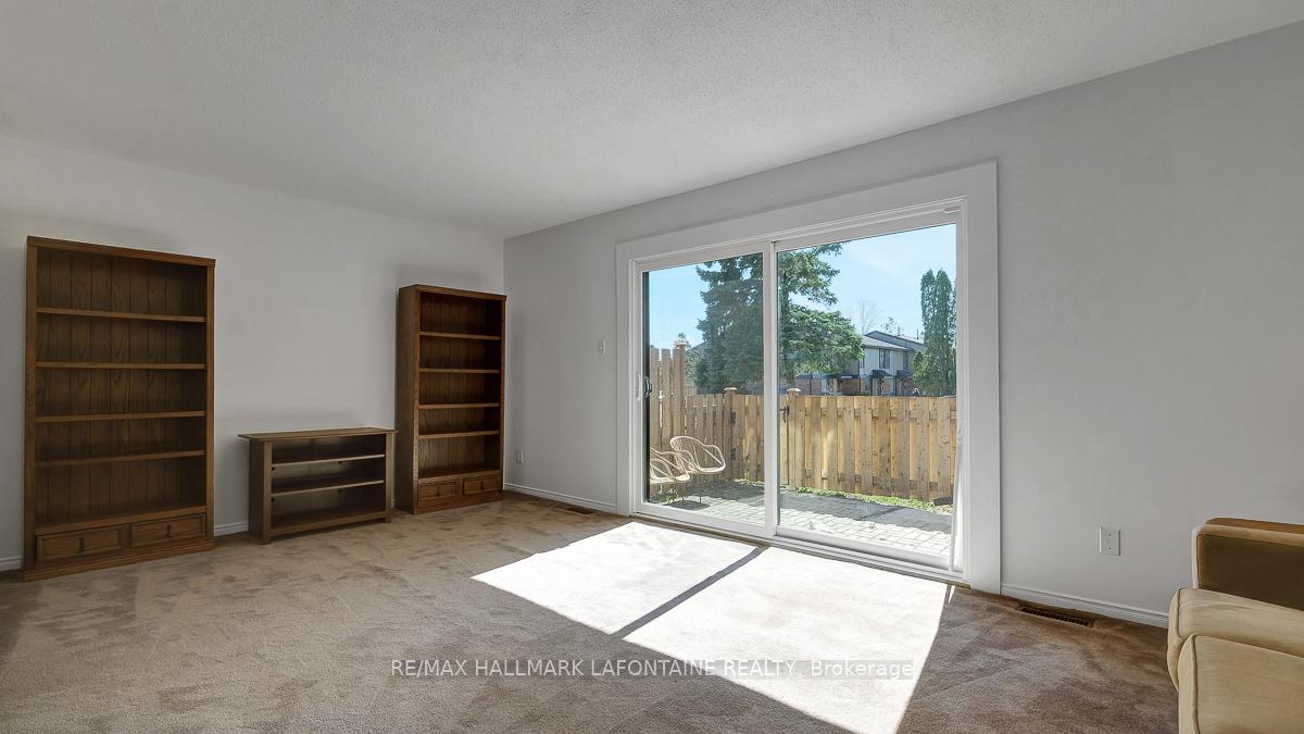 890 Cahill Drive W 46, Hunt Club - Windsor Park Village and Area — photo 5 of 5