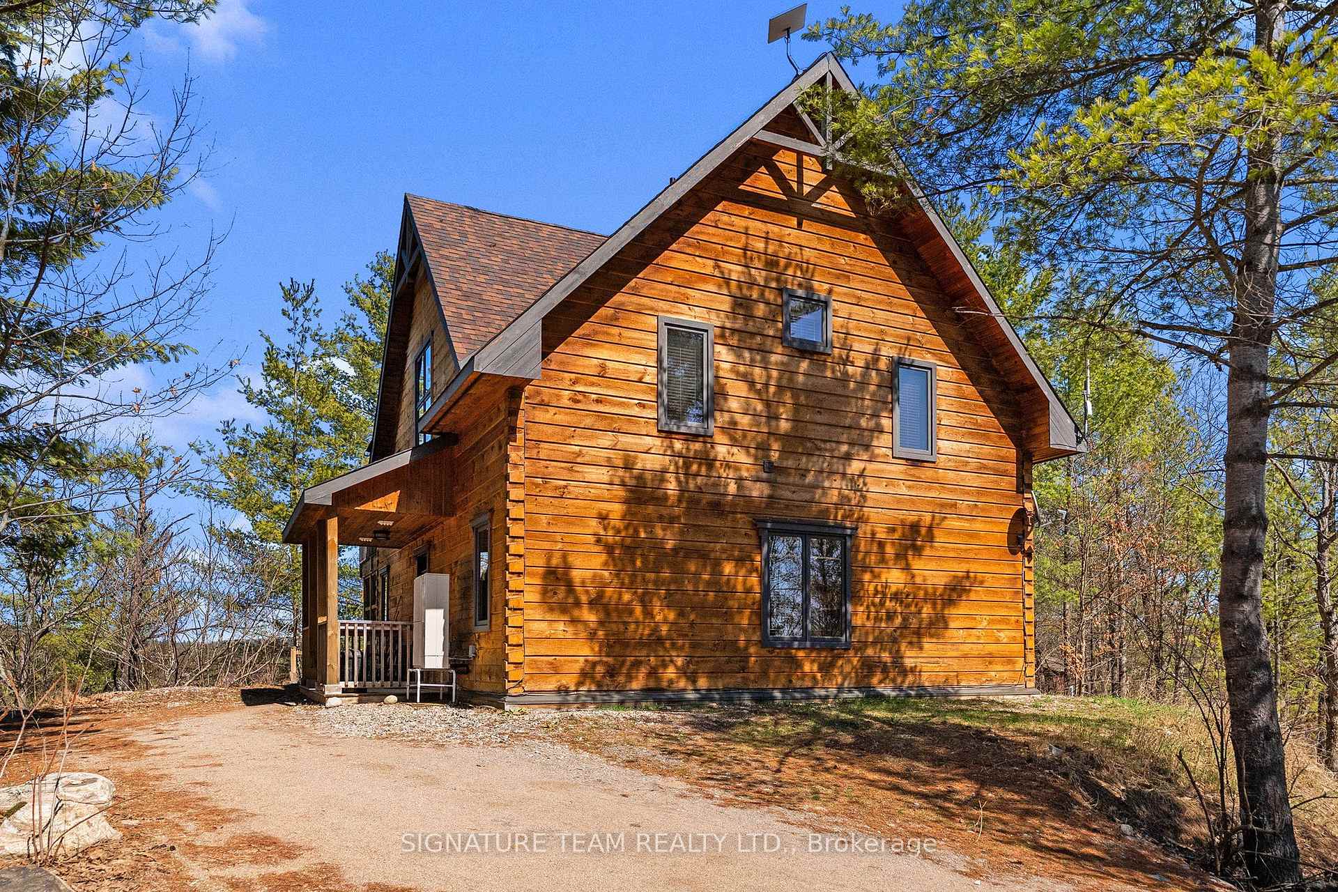 287 Presquile Trail, Whitewater Region — photo 2 of 5