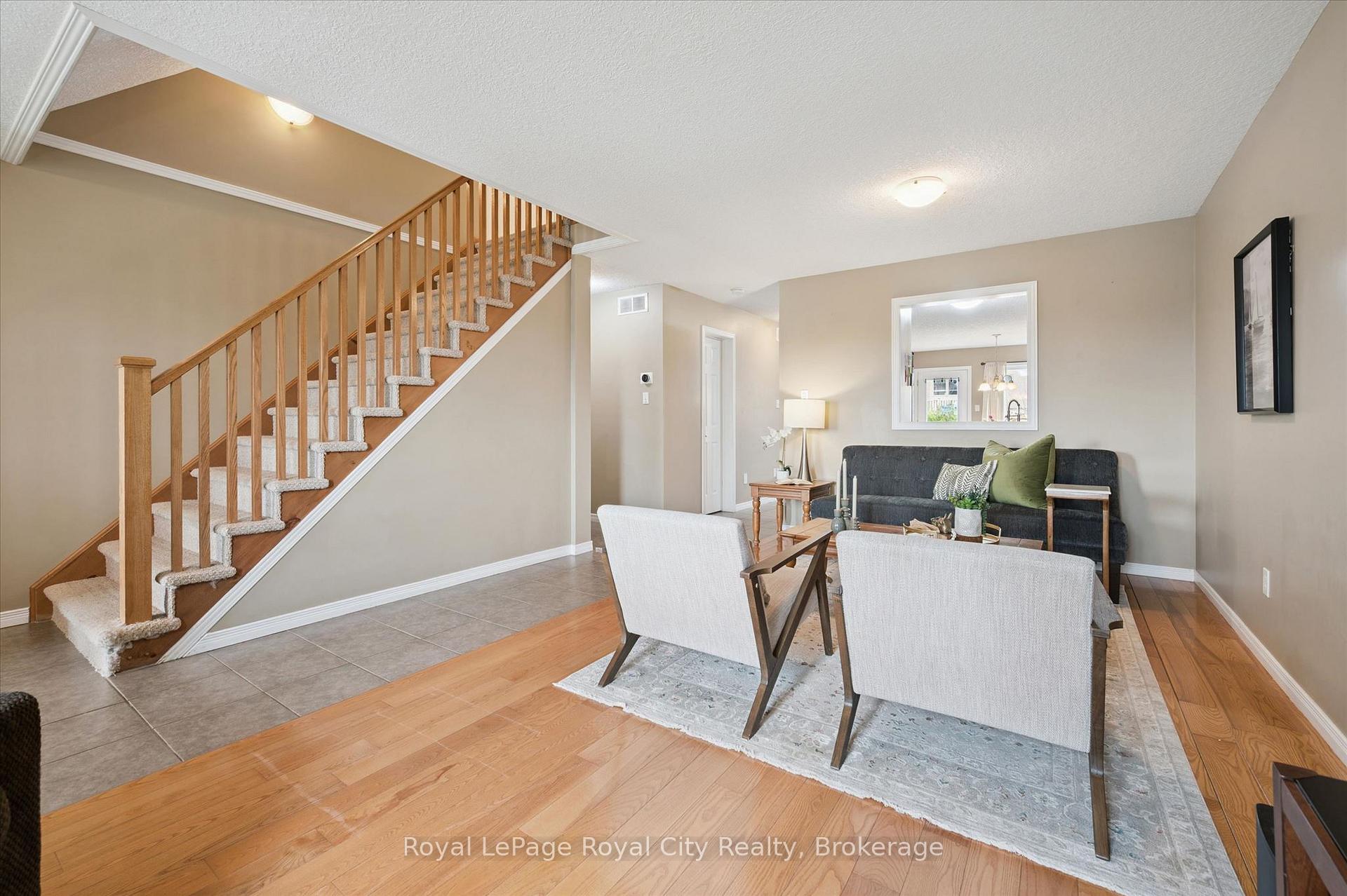 105 Spencer Drive, Centre Wellington — photo 4 of 5