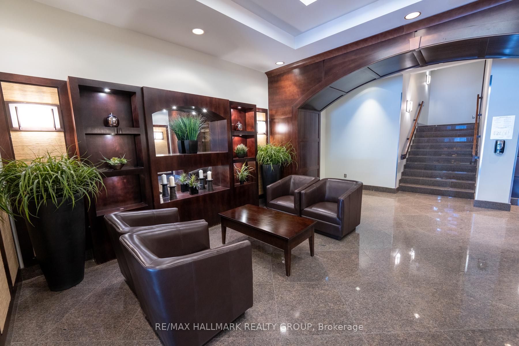 200 Besserer Street 1007, Lower Town - Sandy Hill — photo 2 of 5