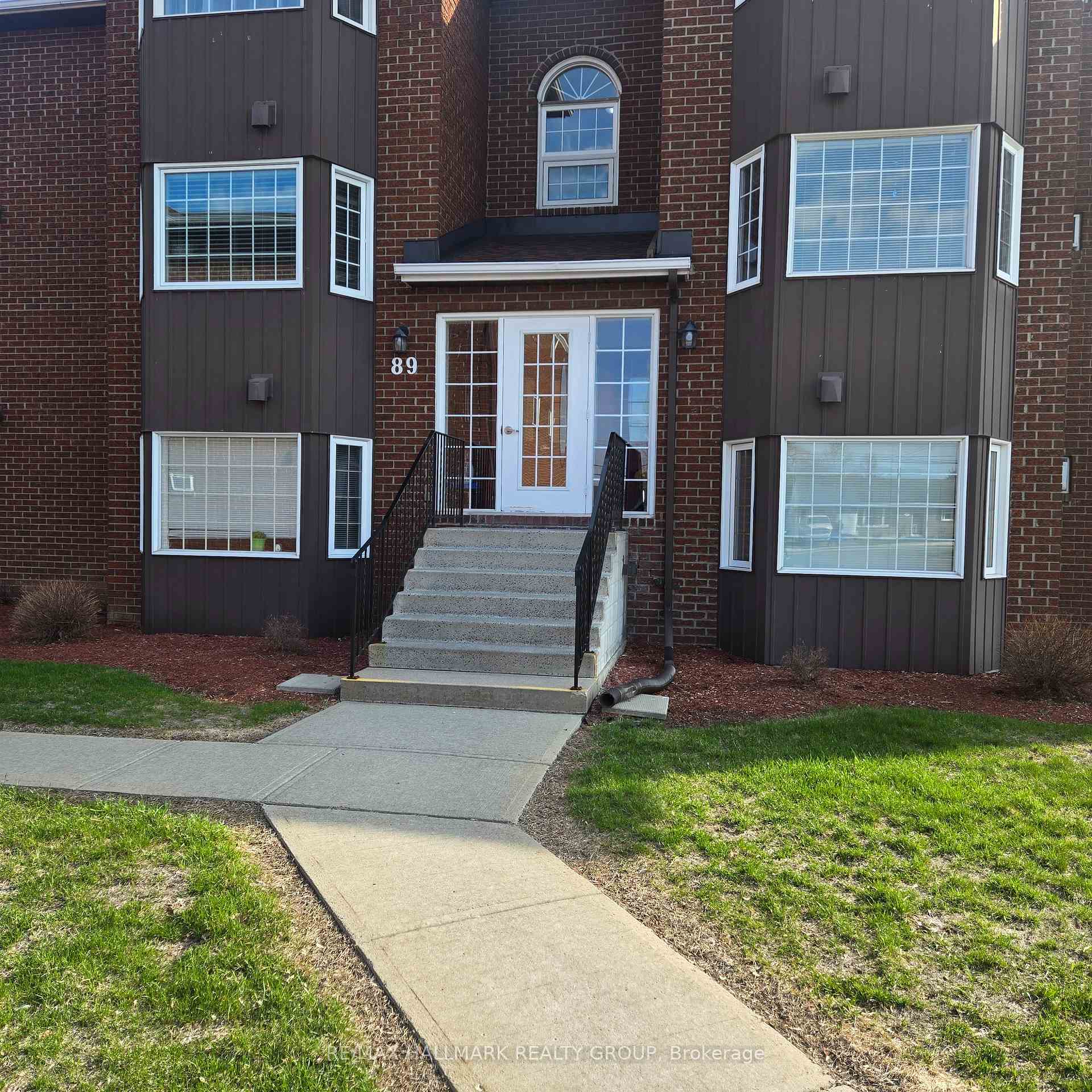 89 edey Street W 1B, Arnprior, ON K7S 3T2 — Arnprior, Ontario
