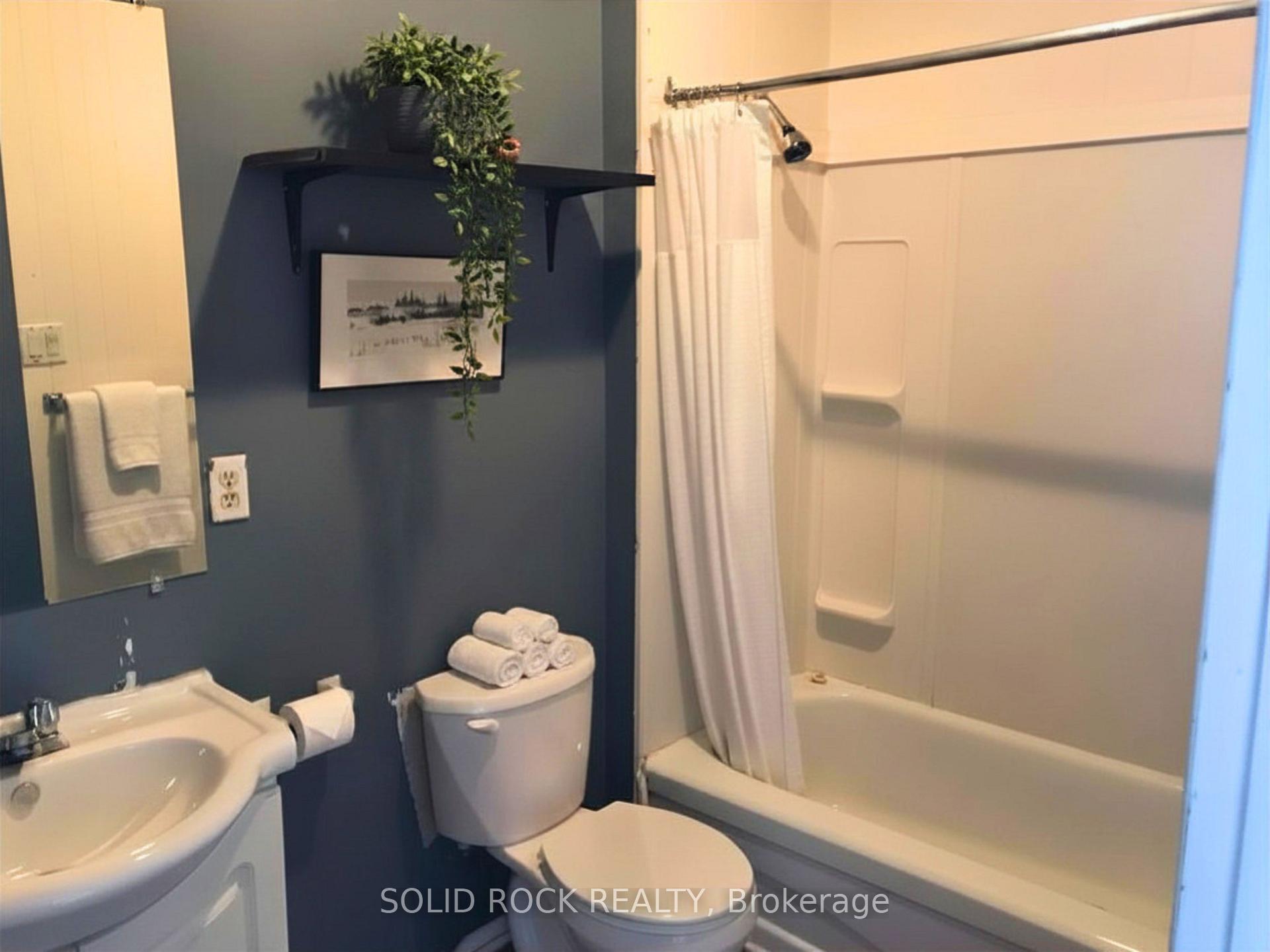 44 ELGIN Street 1, Arnprior — photo 3 of 5