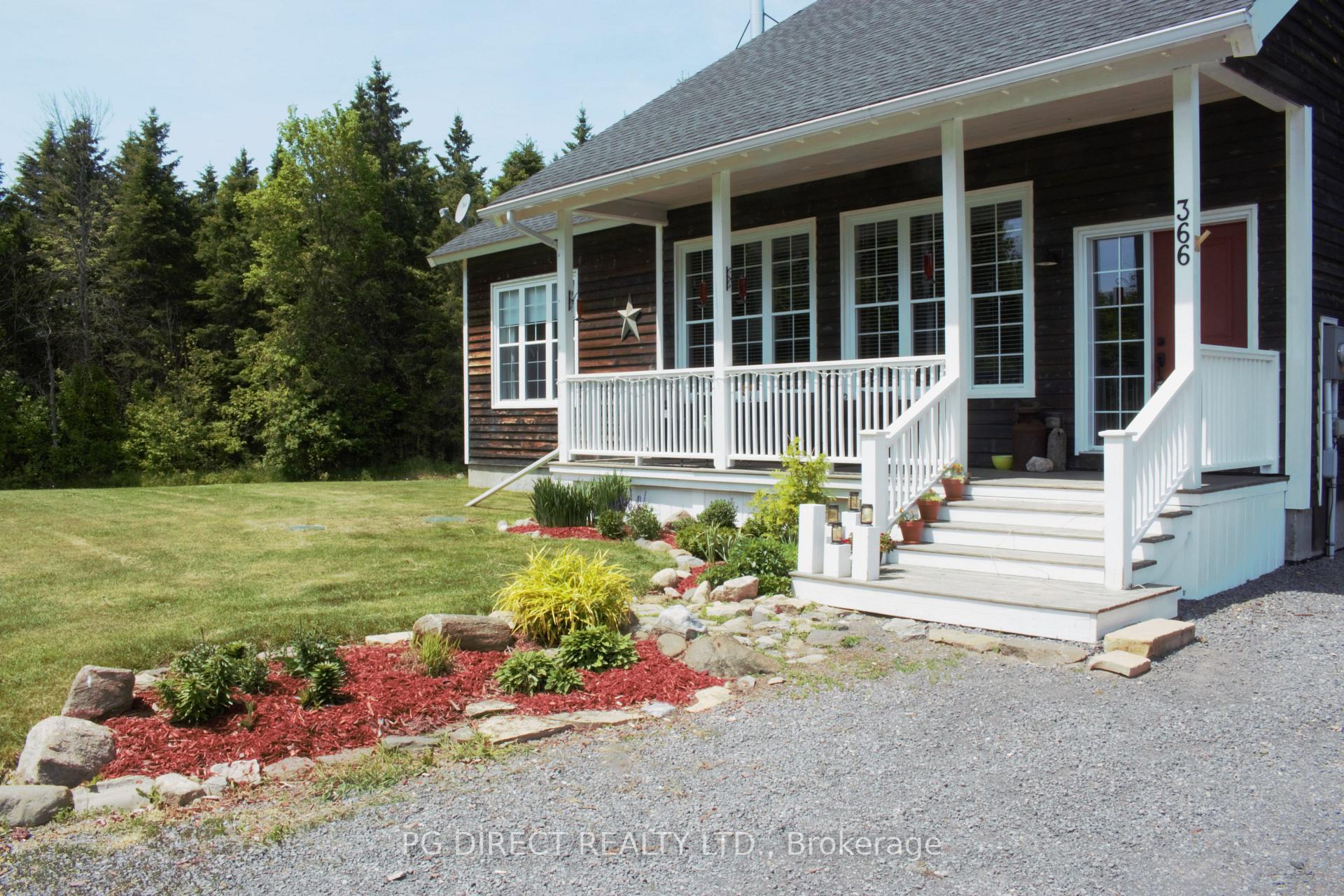 366 Bellamy Road, McNab/Braeside — photo 2 of 5