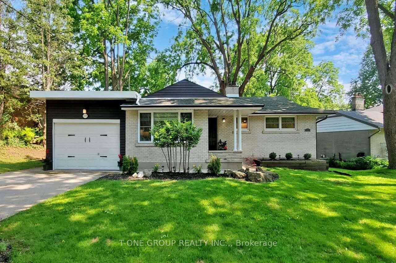 199 Vermont Street, Waterloo, ON N2J 2M9 — Waterloo, Ontario