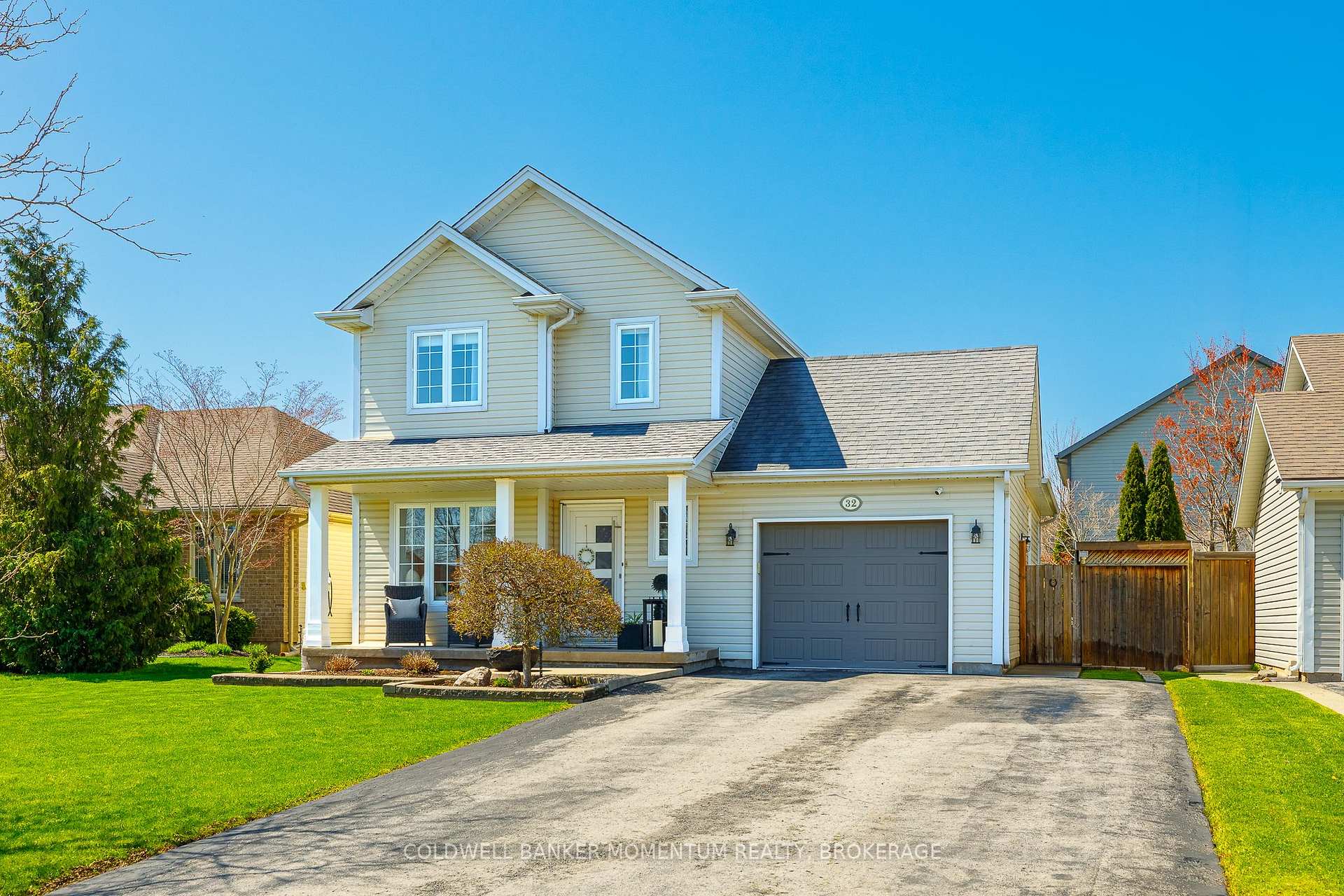 32 Annmarie Drive, Niagara-on-the-Lake, ON L0S 1T0