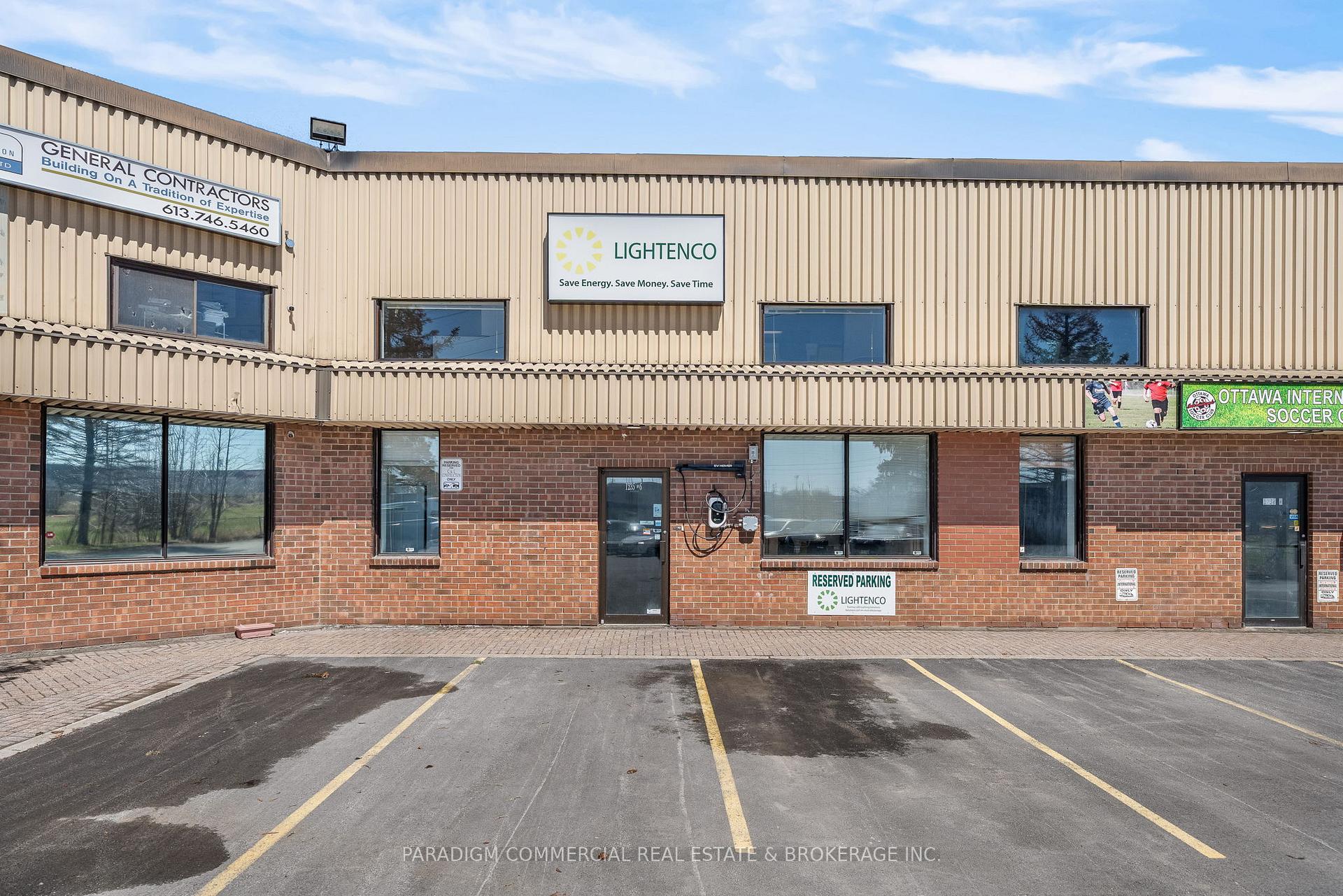1235 Newmarket Street 6, Alta Vista and Area, ON K1B 5N6