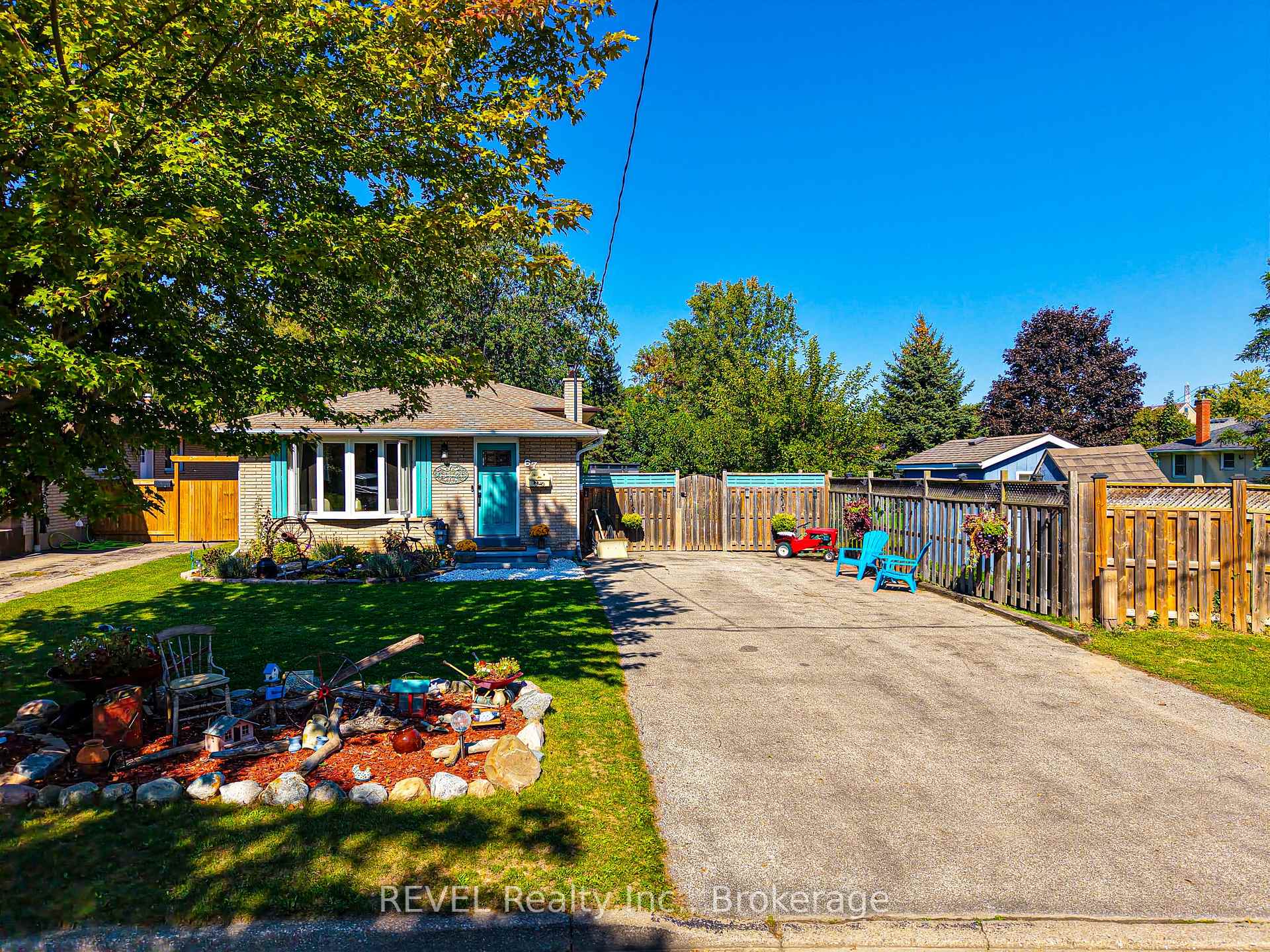 67 Louis Avenue, St. Catharines, ON L2M 2N4