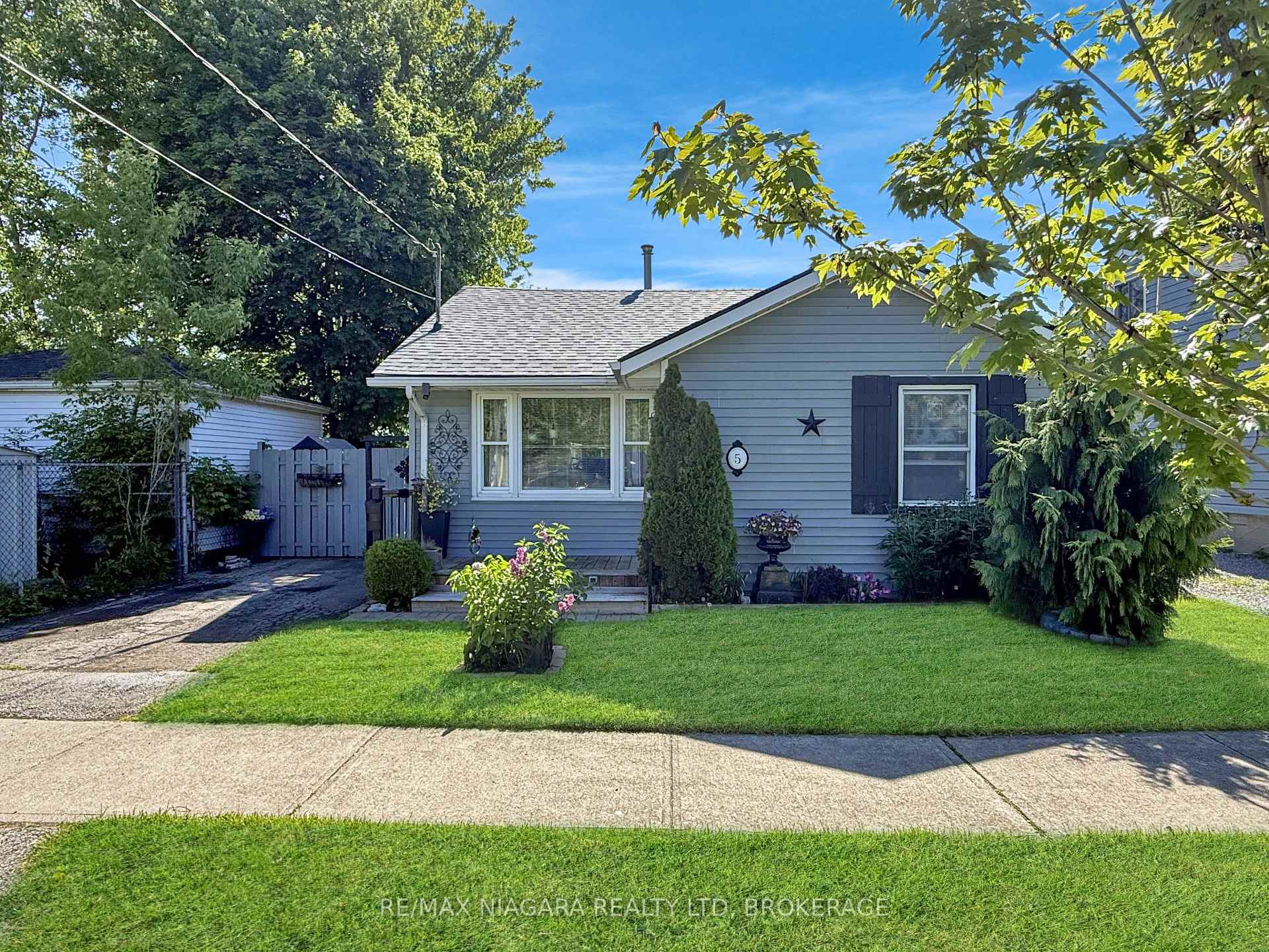 5 Aberdeen Court, Fort Erie, ON L2A 3Y7 — Fort Erie, Ontario