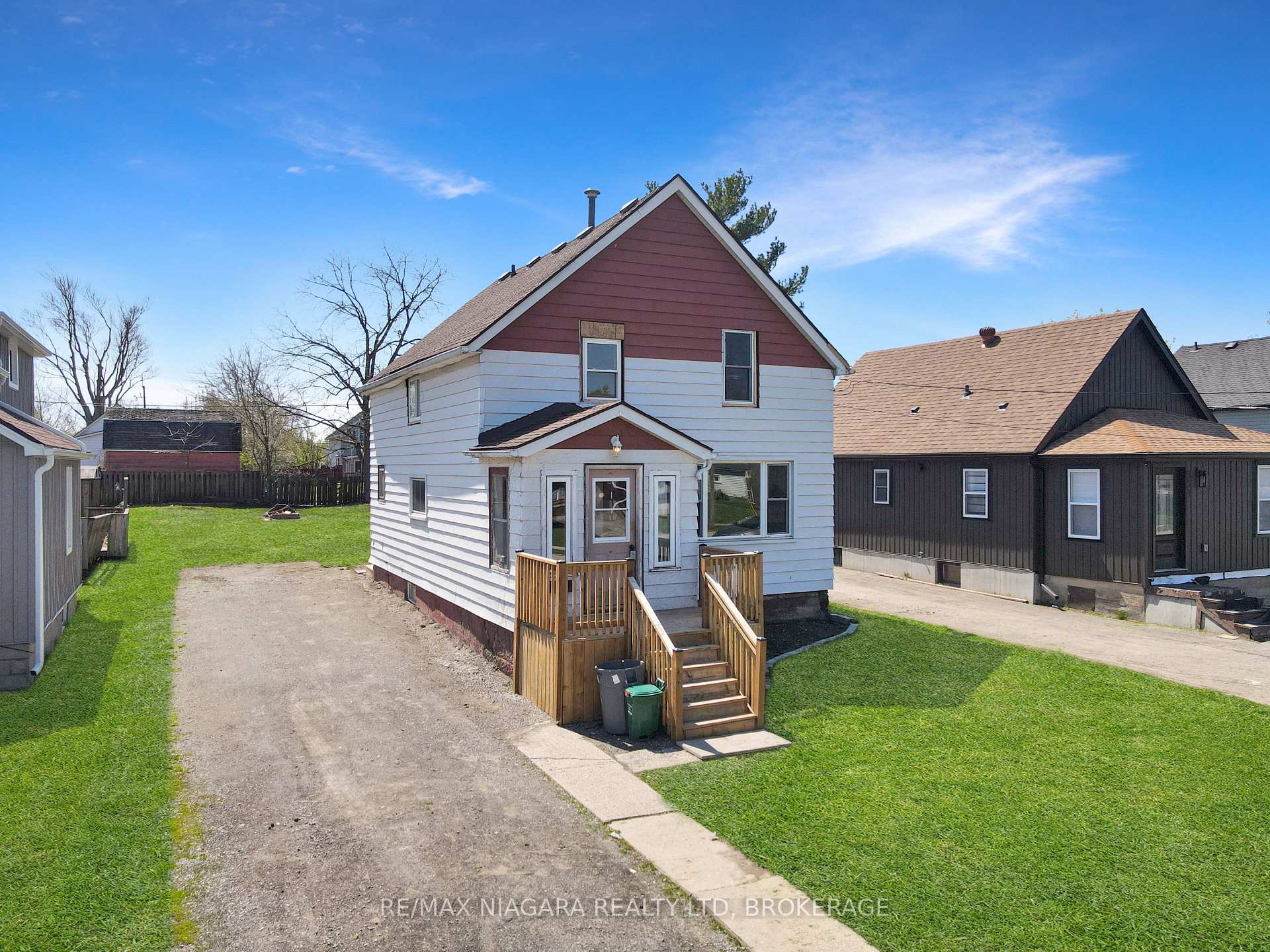 351 Brock Street, Fort Erie, ON L2A 2X4 — Fort Erie, Ontario
