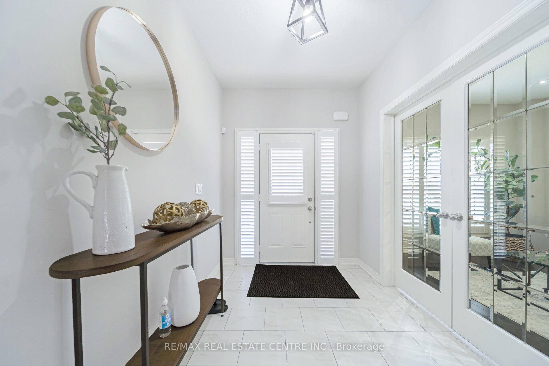 18 Ryan Street, Centre Wellington — photo 4 of 5