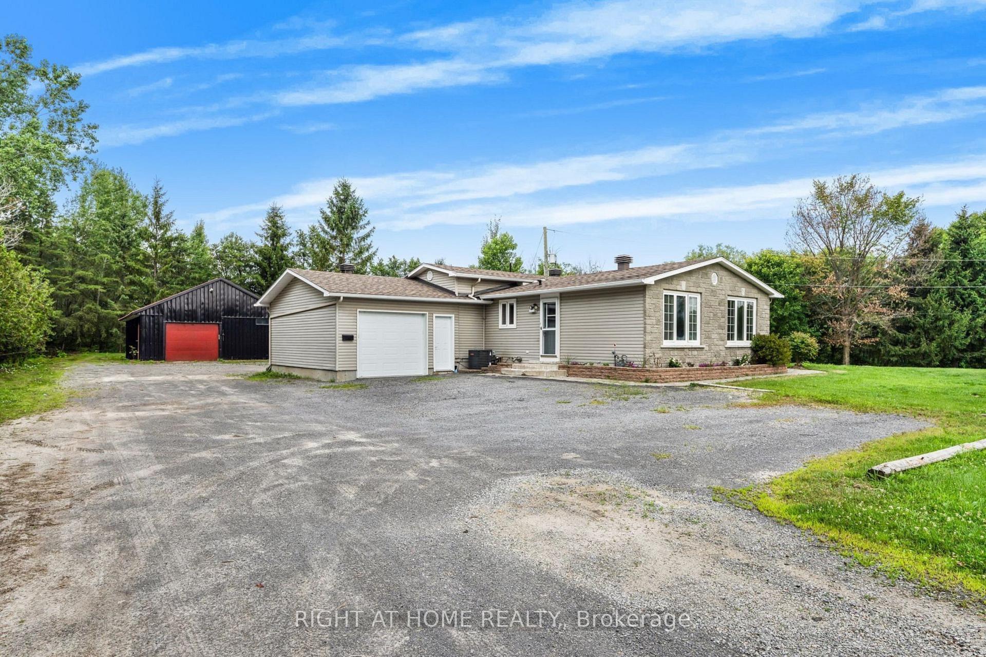 353 Russell Road, Clarence-Rockland — photo 2 of 5