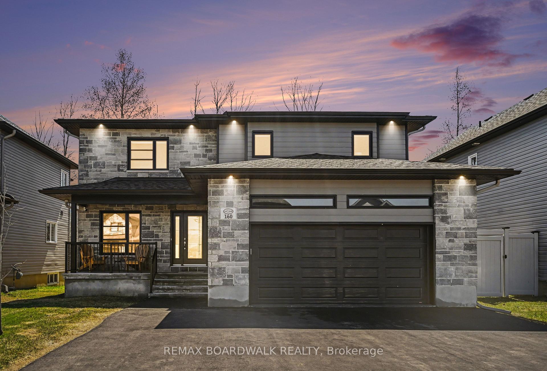 160 Hybrid Street, Russell, ON K0A 1W0 — Russell, Ontario