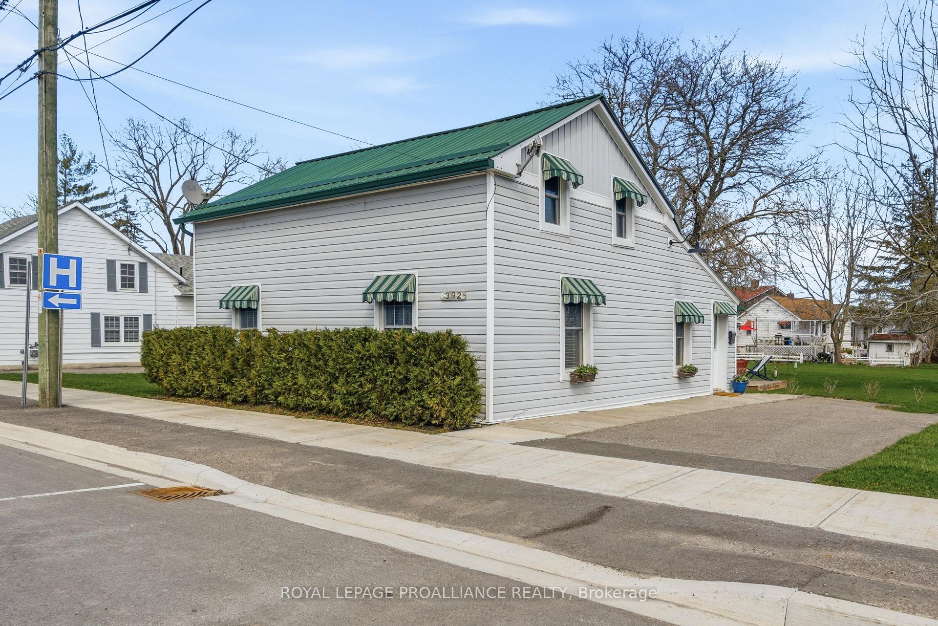 392 Picton Main Street, Prince Edward County, ON K0K 2T0