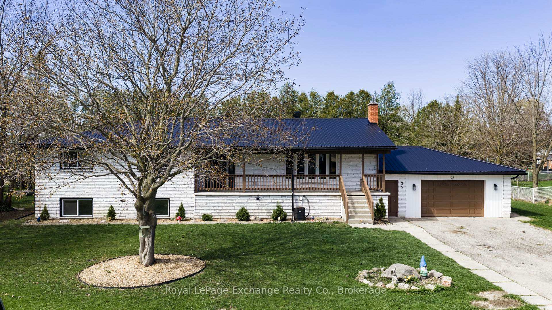 34 Queen Avenue, Bluewater, ON N0M 1J0