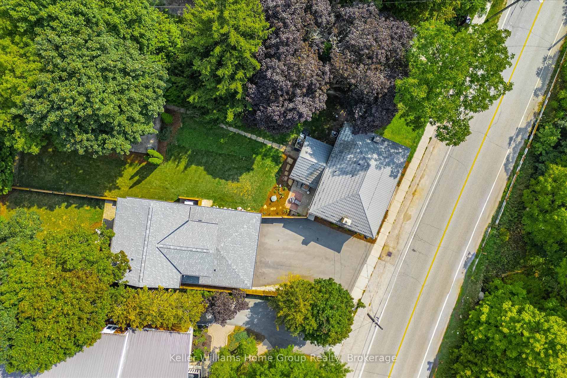 377 Geddes Street, Centre Wellington — photo 2 of 5