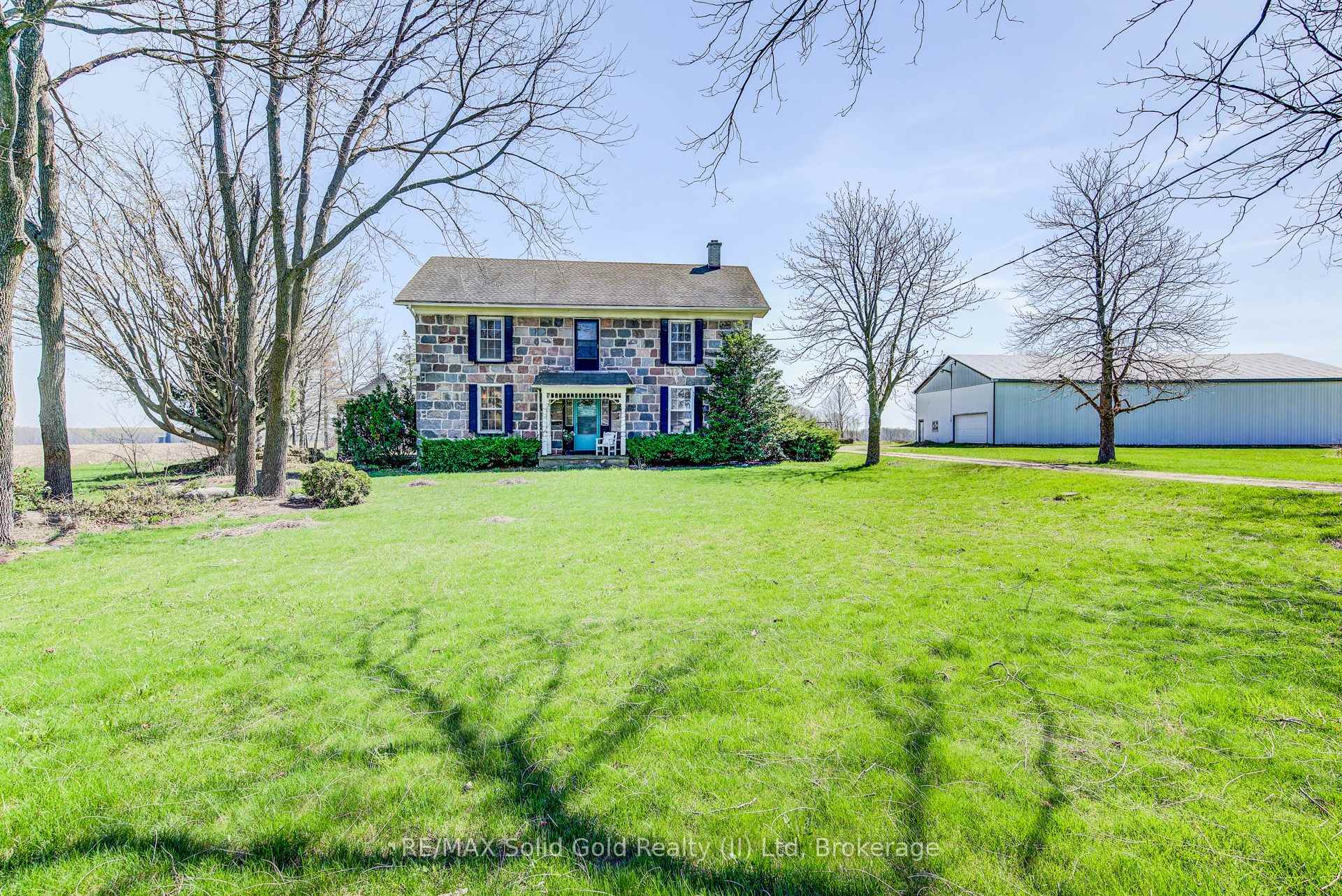 4157 Huron Road, Wilmot — photo 2 of 5