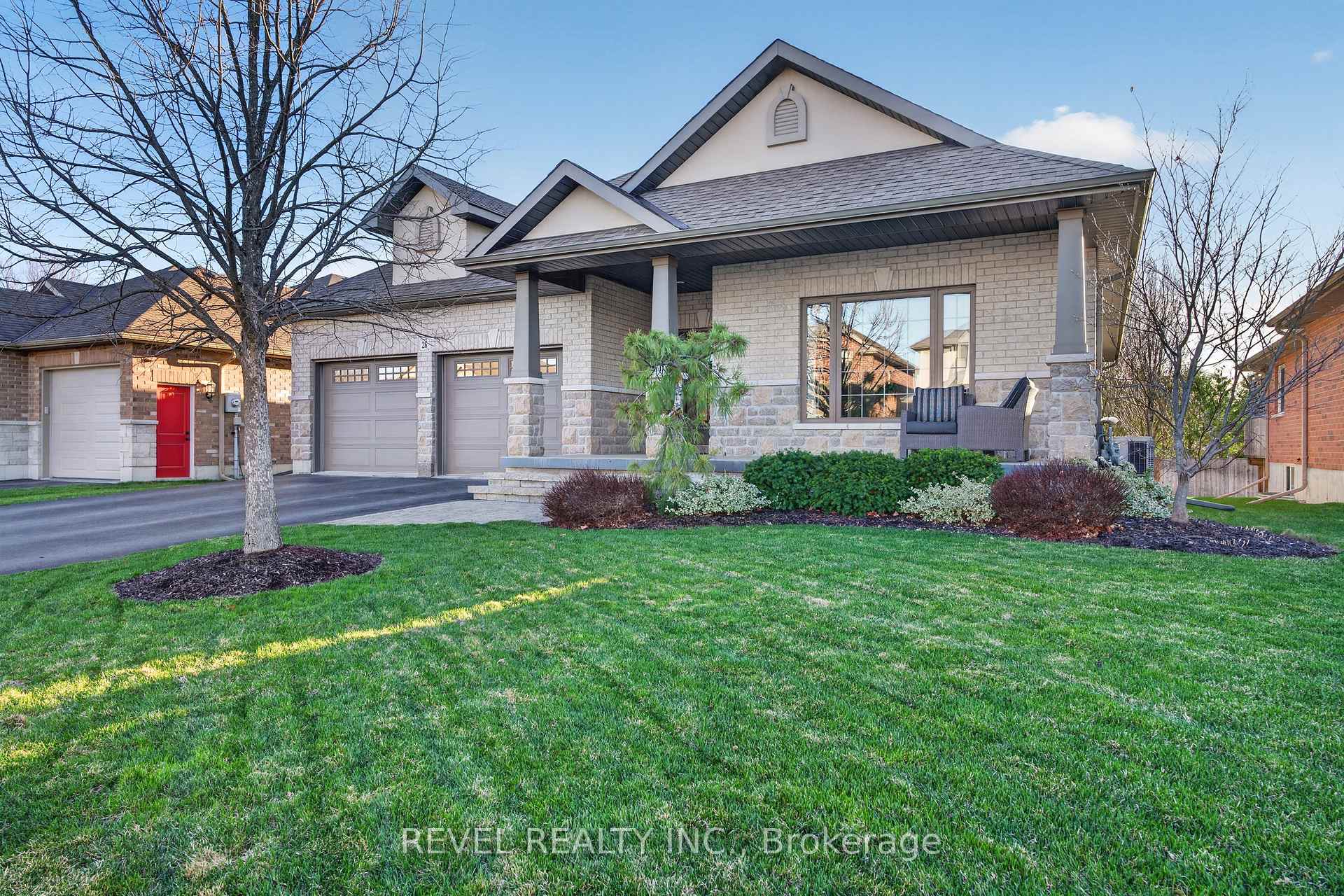 26 Scenic Drive, Belleville — photo 2 of 5