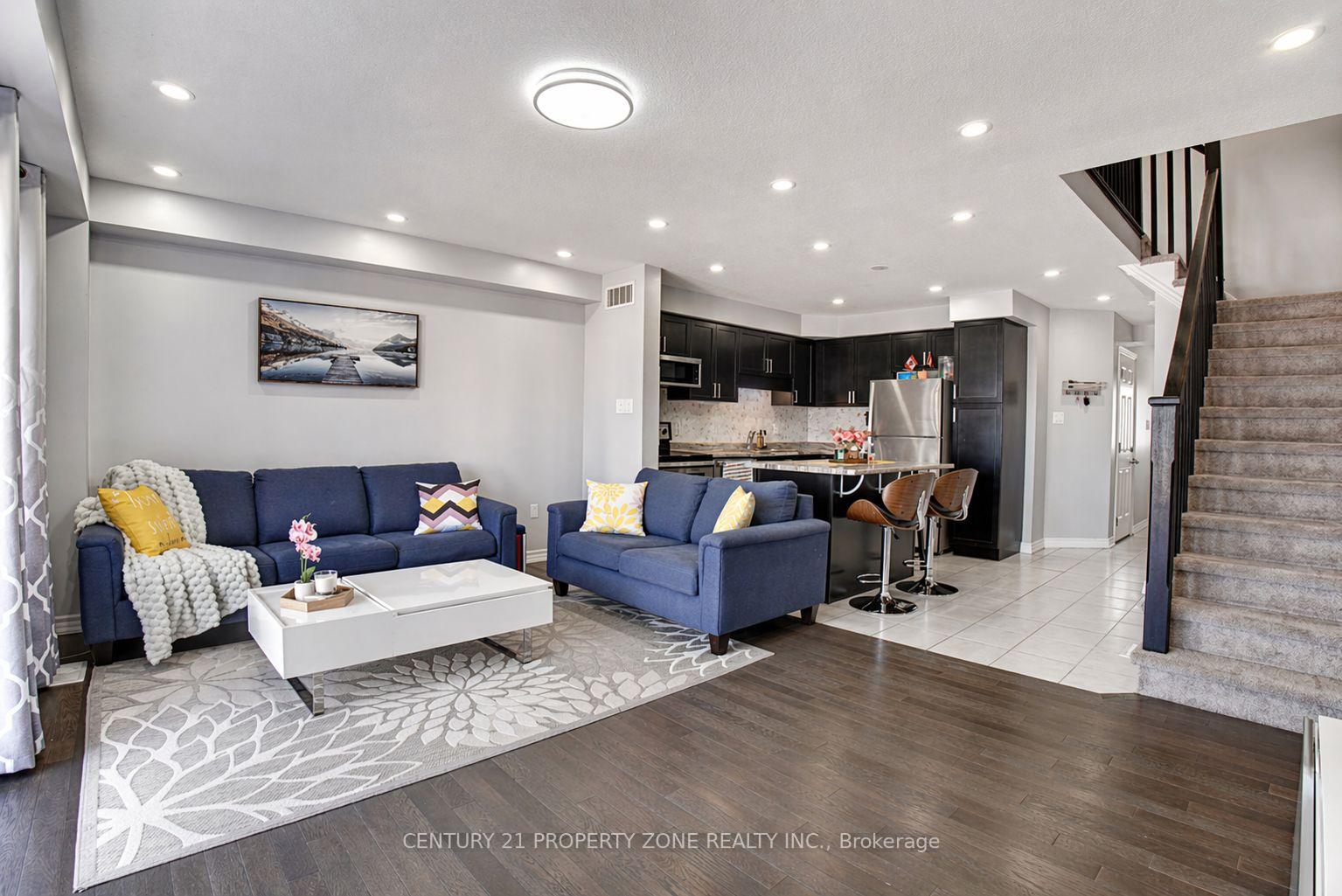 79 WESTMINSTER Crescent 79W, Centre Wellington — photo 5 of 5