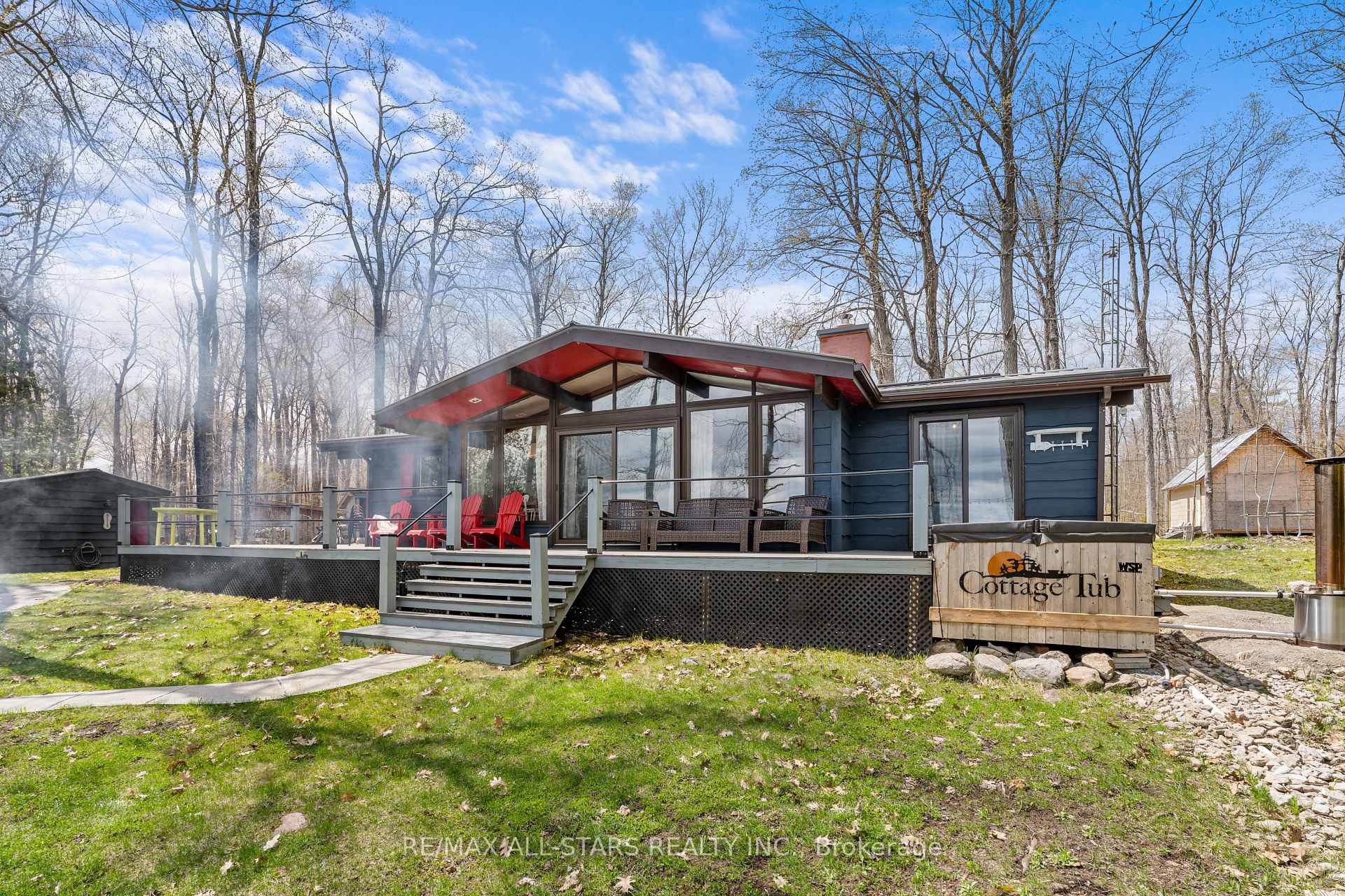 686 Grand Island, Kawartha Lakes, ON K0M 1N0 — Kawartha Lakes, Ontario