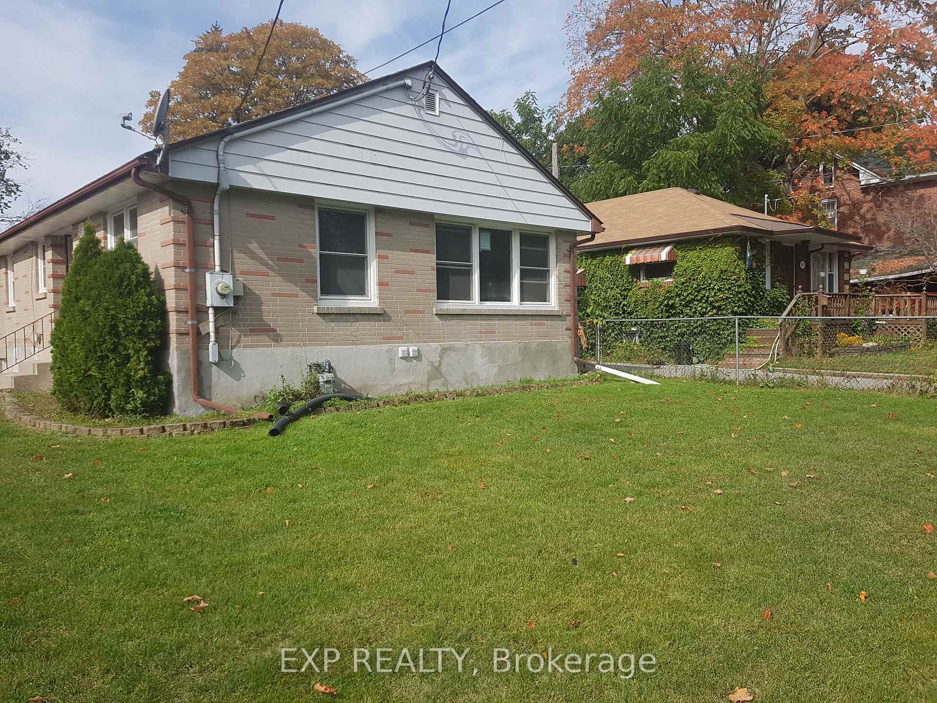 456 Cordach Crescent, Peterborough — photo 3 of 5