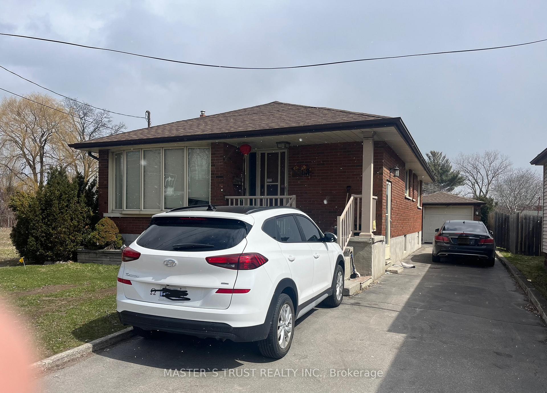5568 Drummond Road, Niagara Falls, ON L2G 4L3