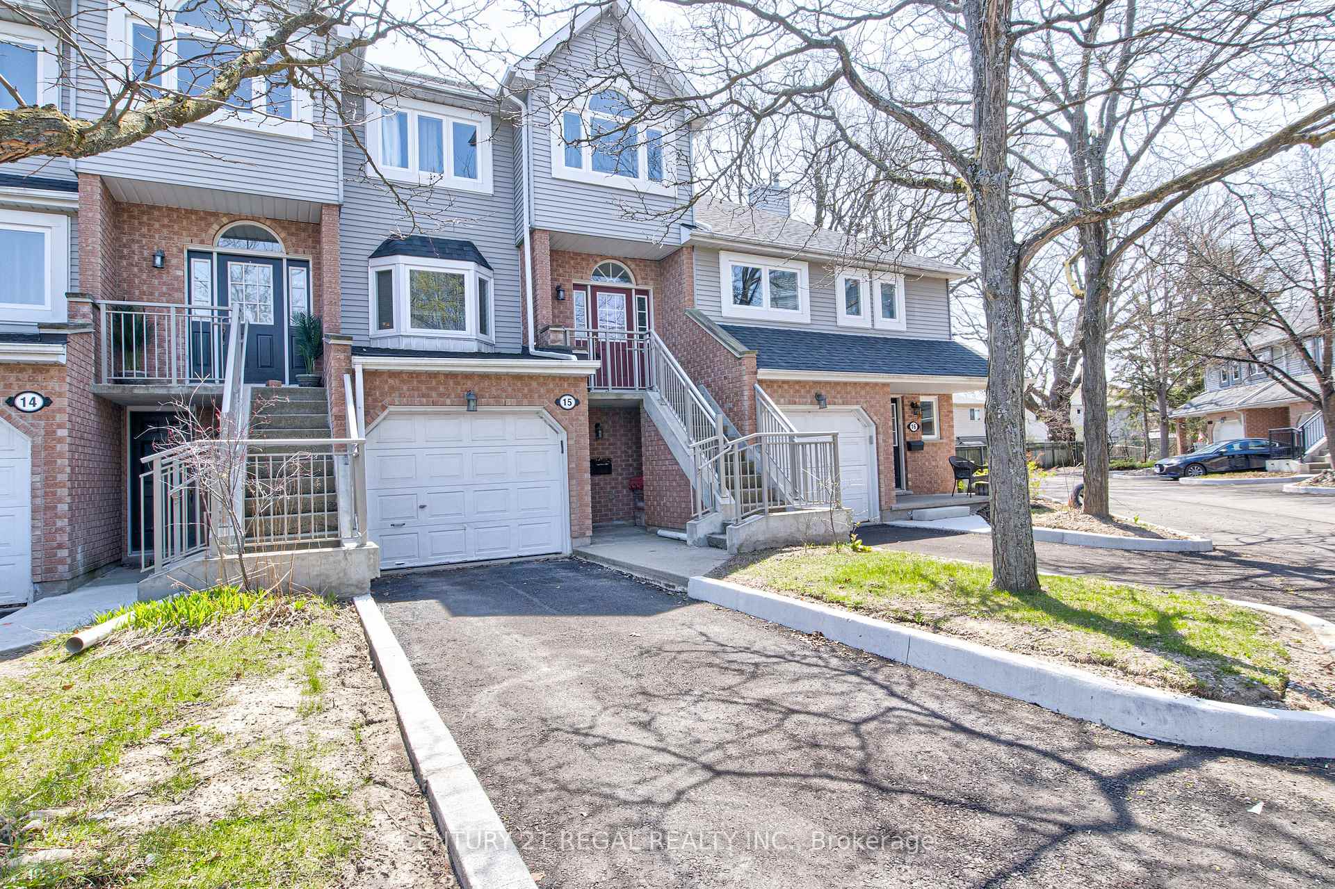 310 Christopher Drive 15, Cambridge, ON N1P 1B4 — Cambridge, Ontario
