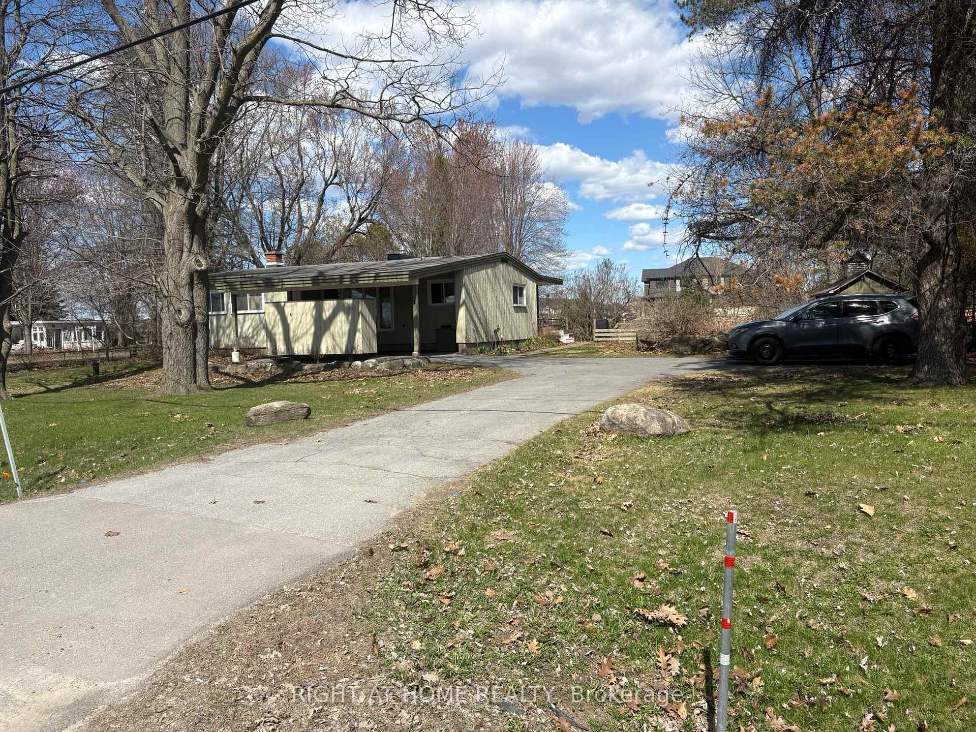 793 River Road, Blossom Park - Airport and Area — photo 2 of 5