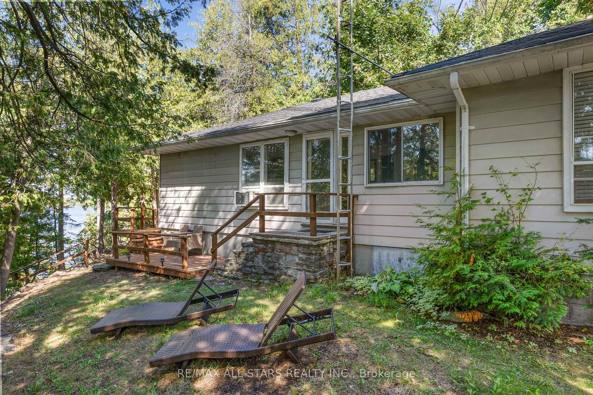 242 Francis Street E, Kawartha Lakes, ON K0M 1N0