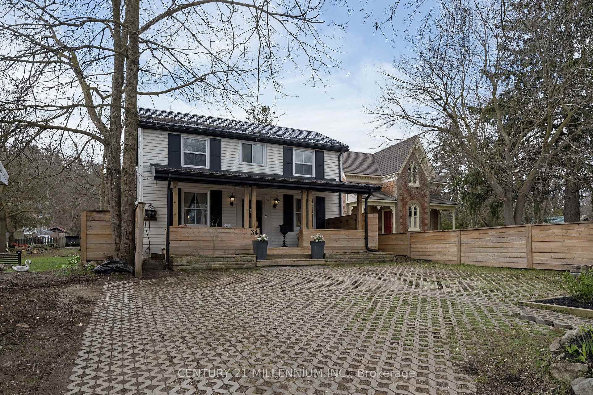 34 Main Street, Erin — photo 3 of 5