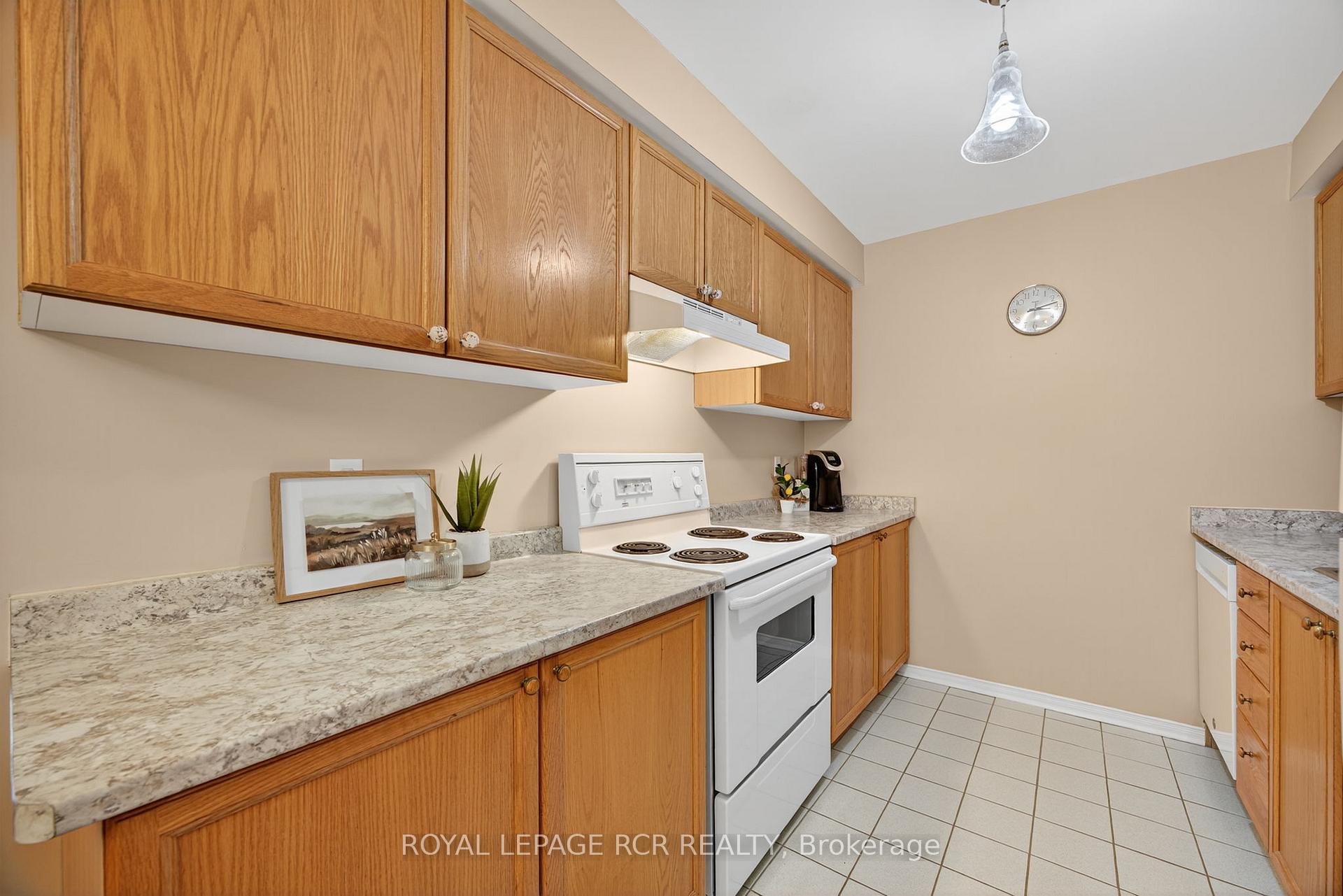 250 Robert Street W 310, Shelburne — photo 4 of 5
