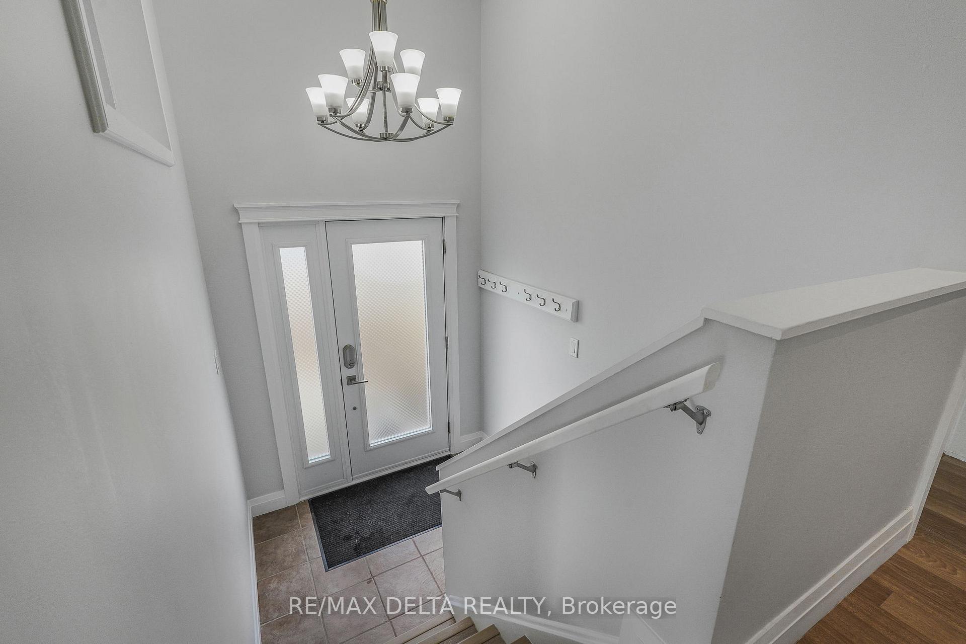 813 Cote Street, Clarence-Rockland — photo 3 of 5